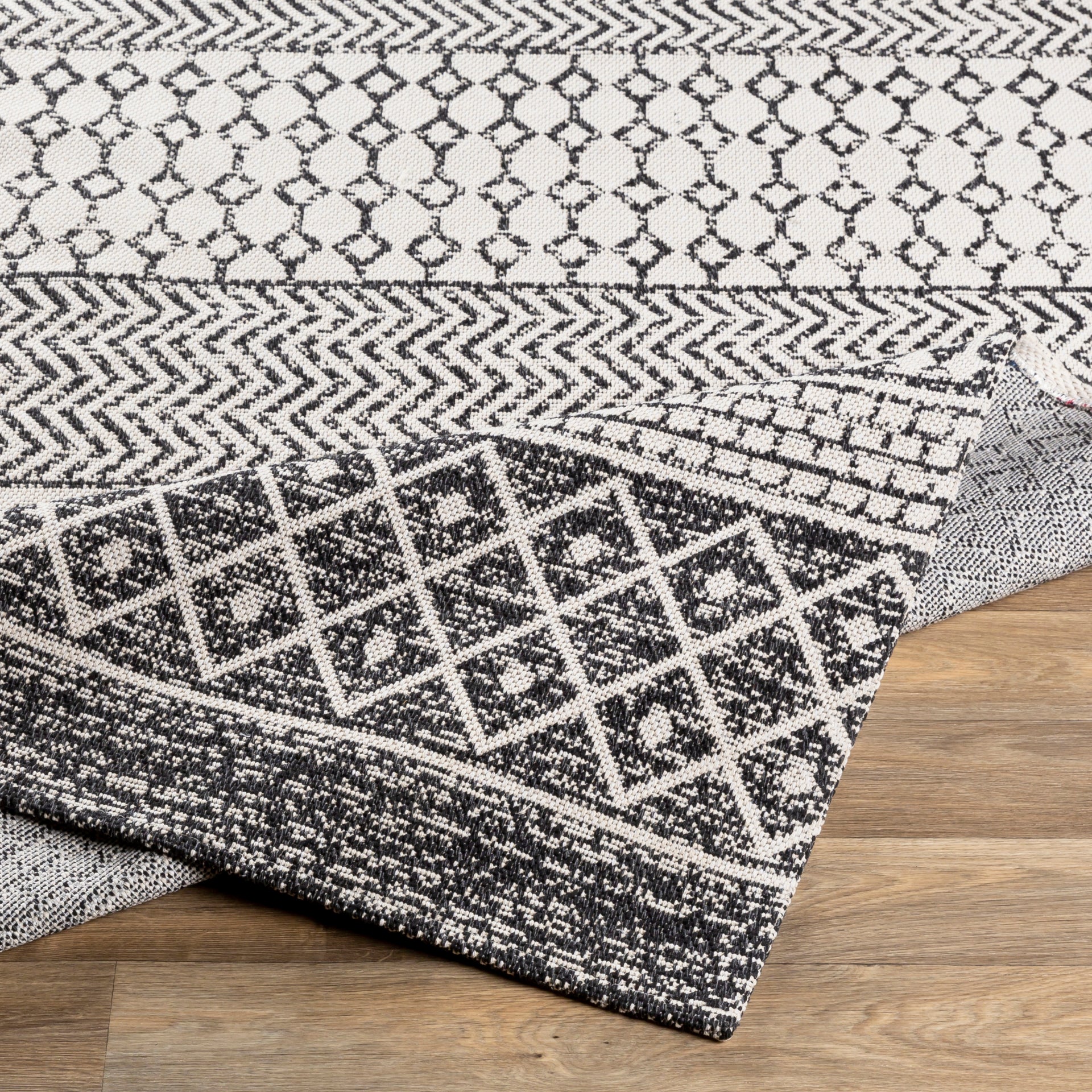 La Casa Machine Woven Rug Livabliss La Casa