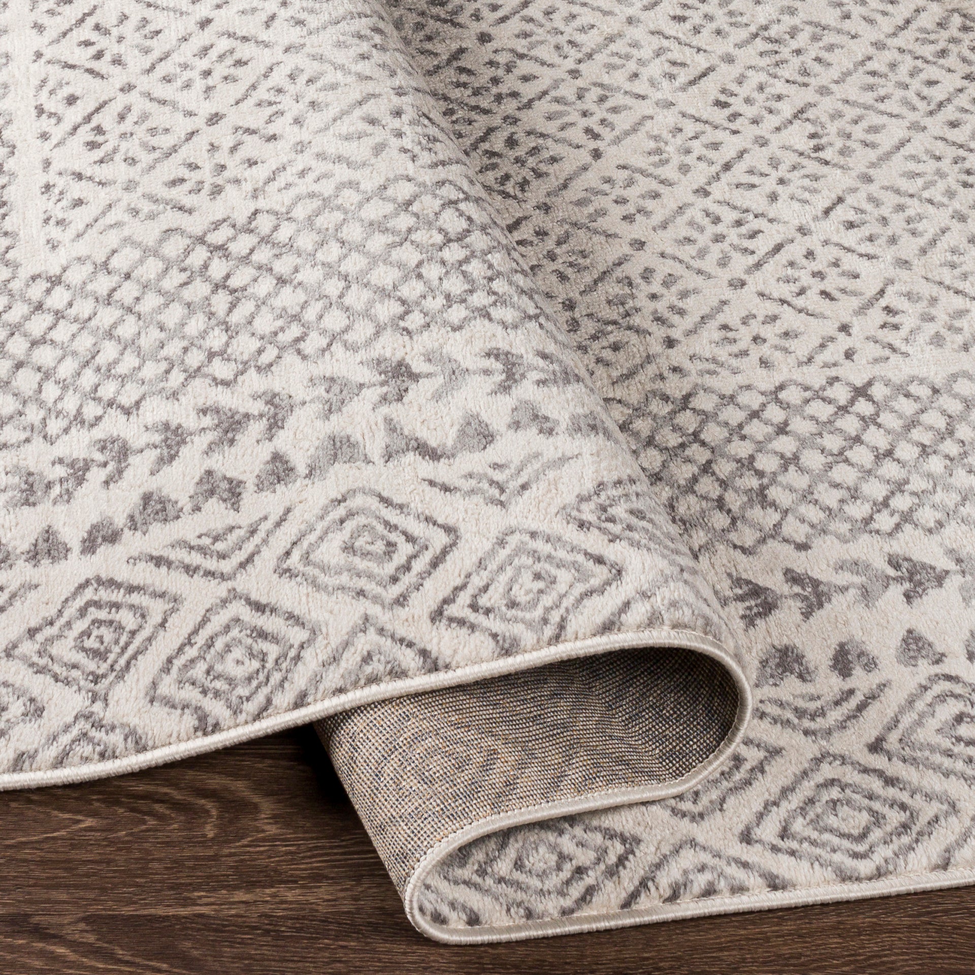 Roma Machine Woven Rug Livabliss Roma