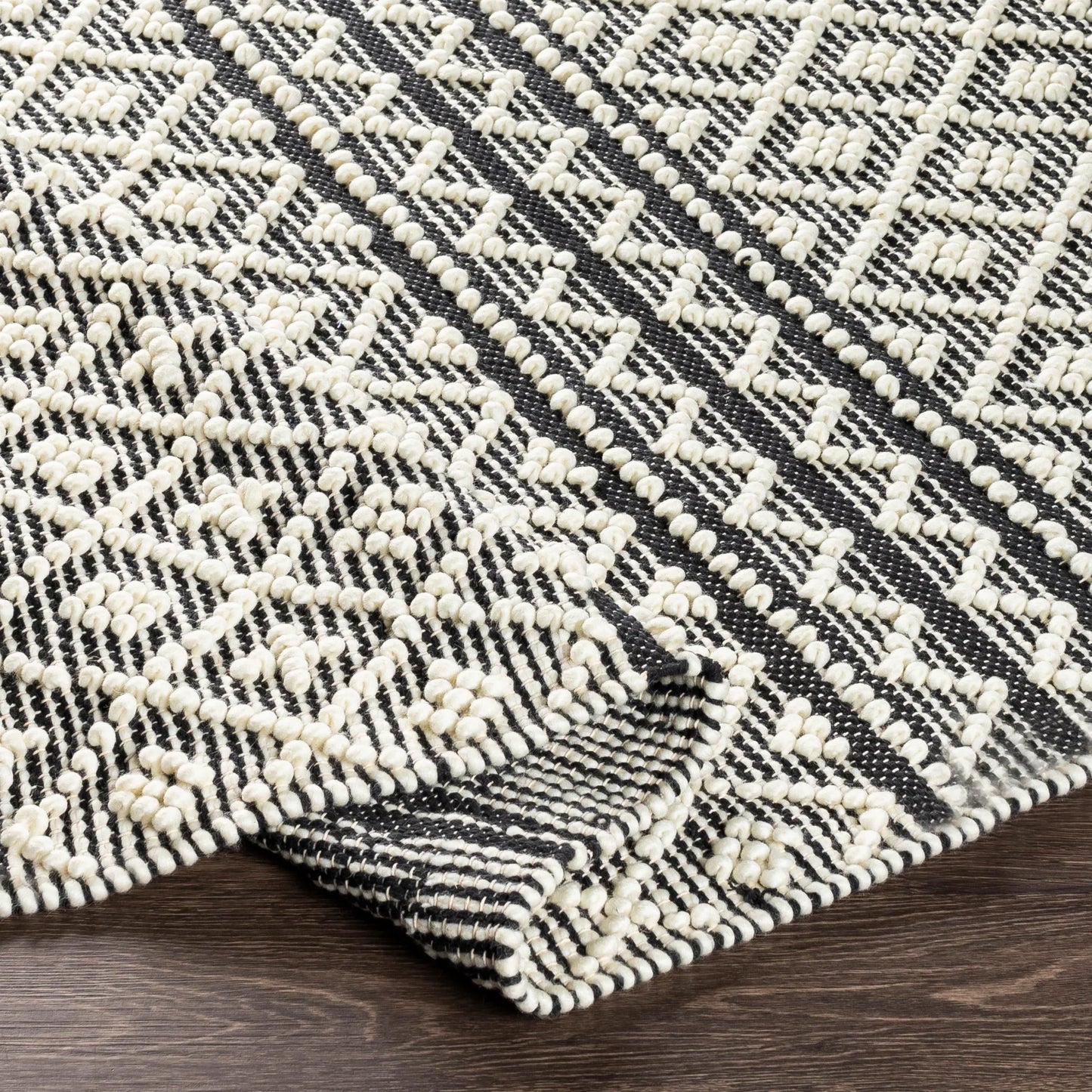Farmhouse Tassels Handmade Rug Livabliss Farmhouse Tassels
