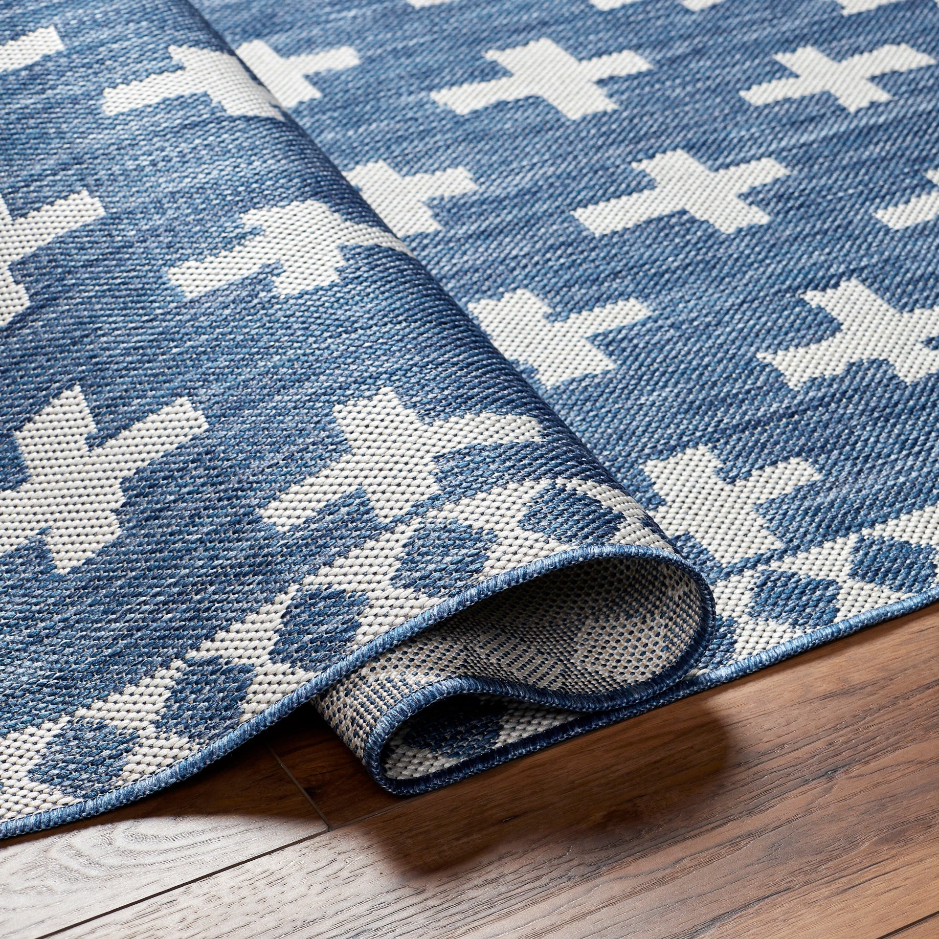 Long Beach Machine Woven Rug Livabliss Long Beach