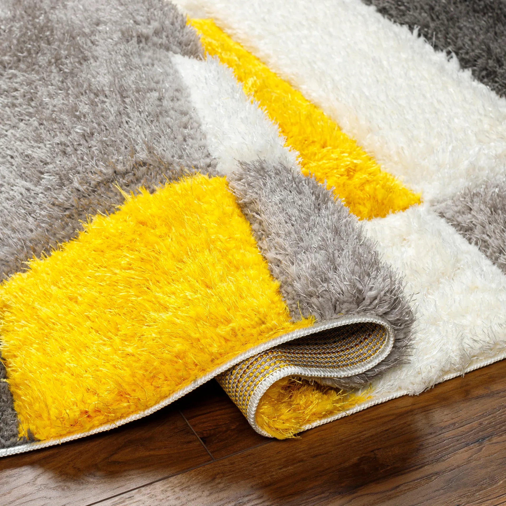 Bologna Machine Woven Rug Livabliss Bologna