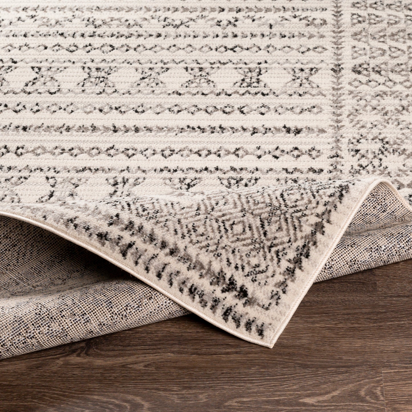 Pisa Machine Woven Rug Livabliss Pisa