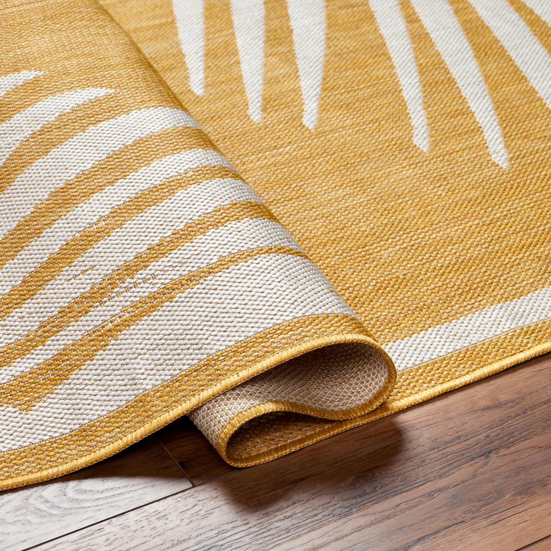 Long Beach Machine Woven Rug Livabliss Long Beach