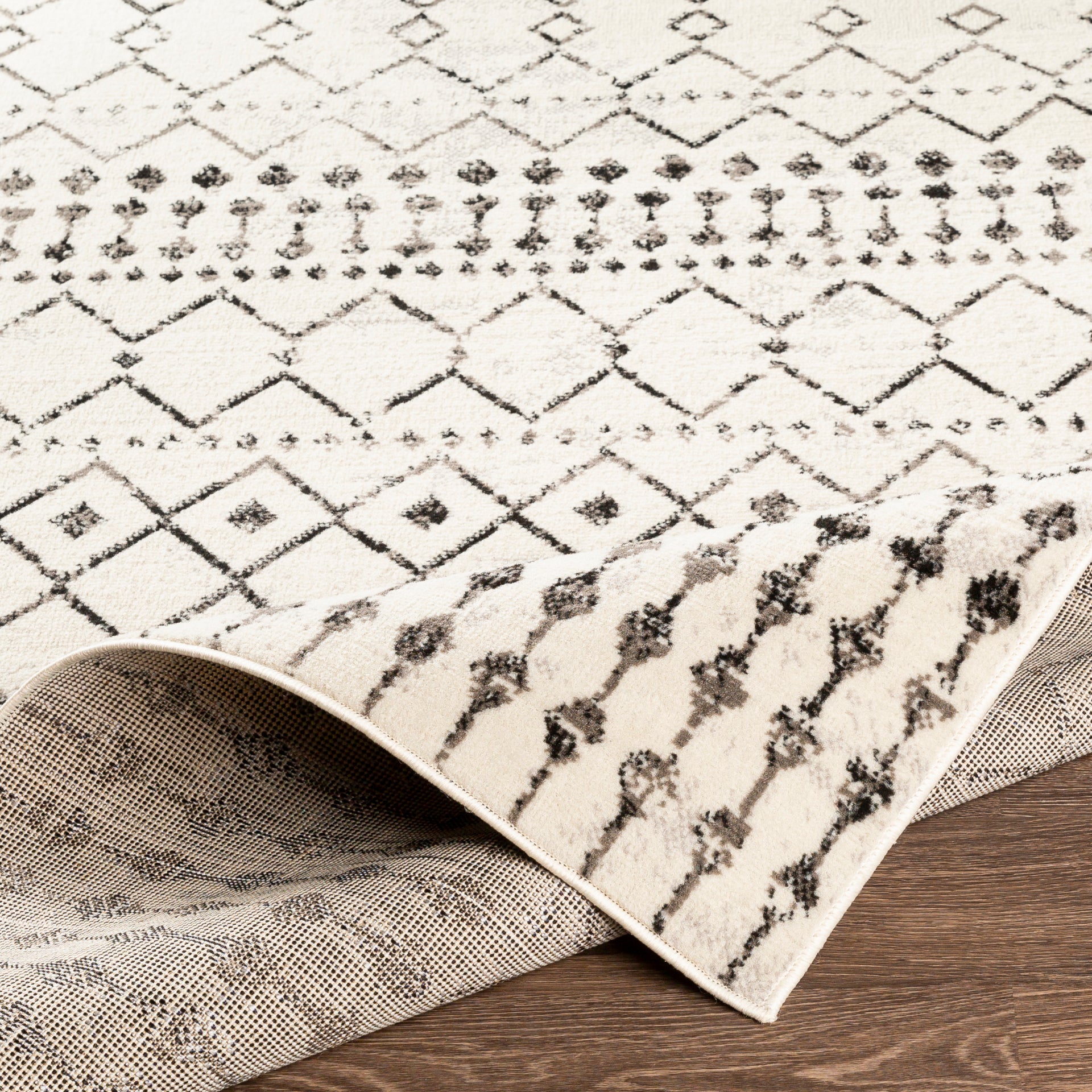 Pisa Machine Woven Rug Livabliss Pisa