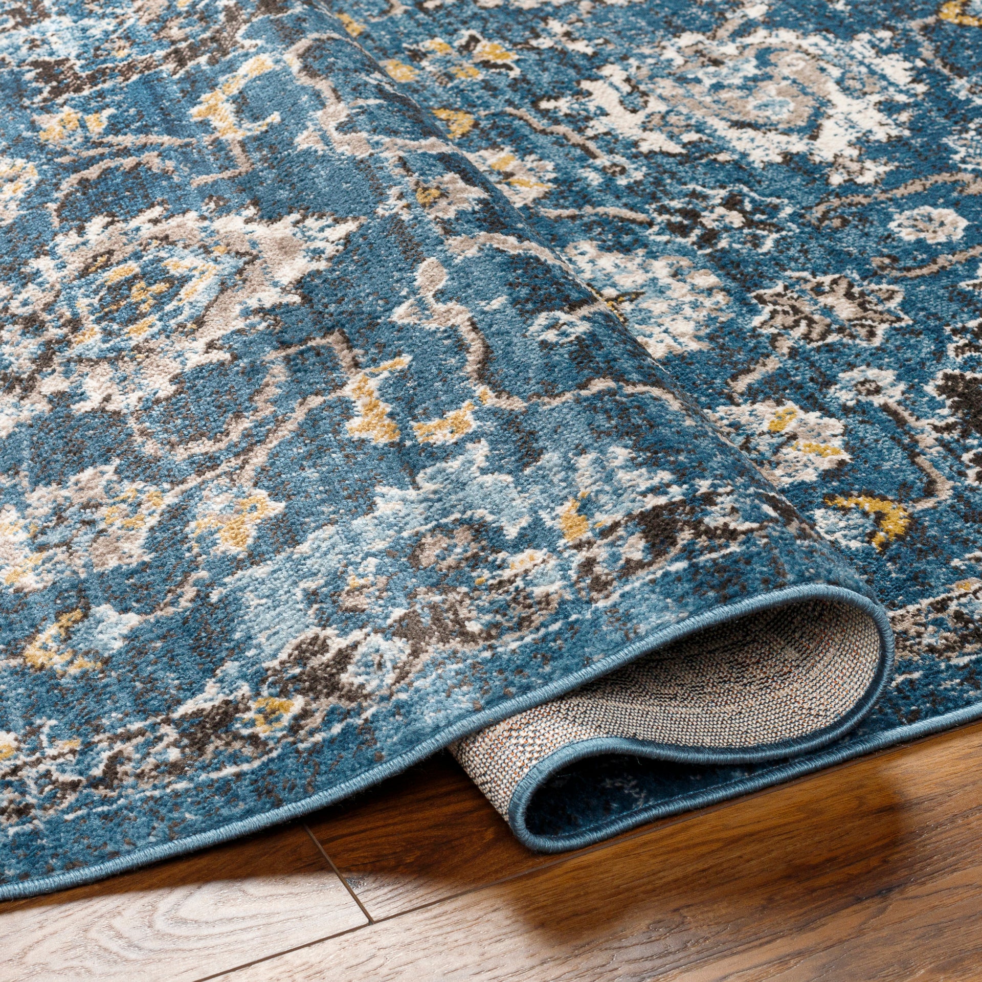 Pertek Machine Woven Rug Livabliss Pertek