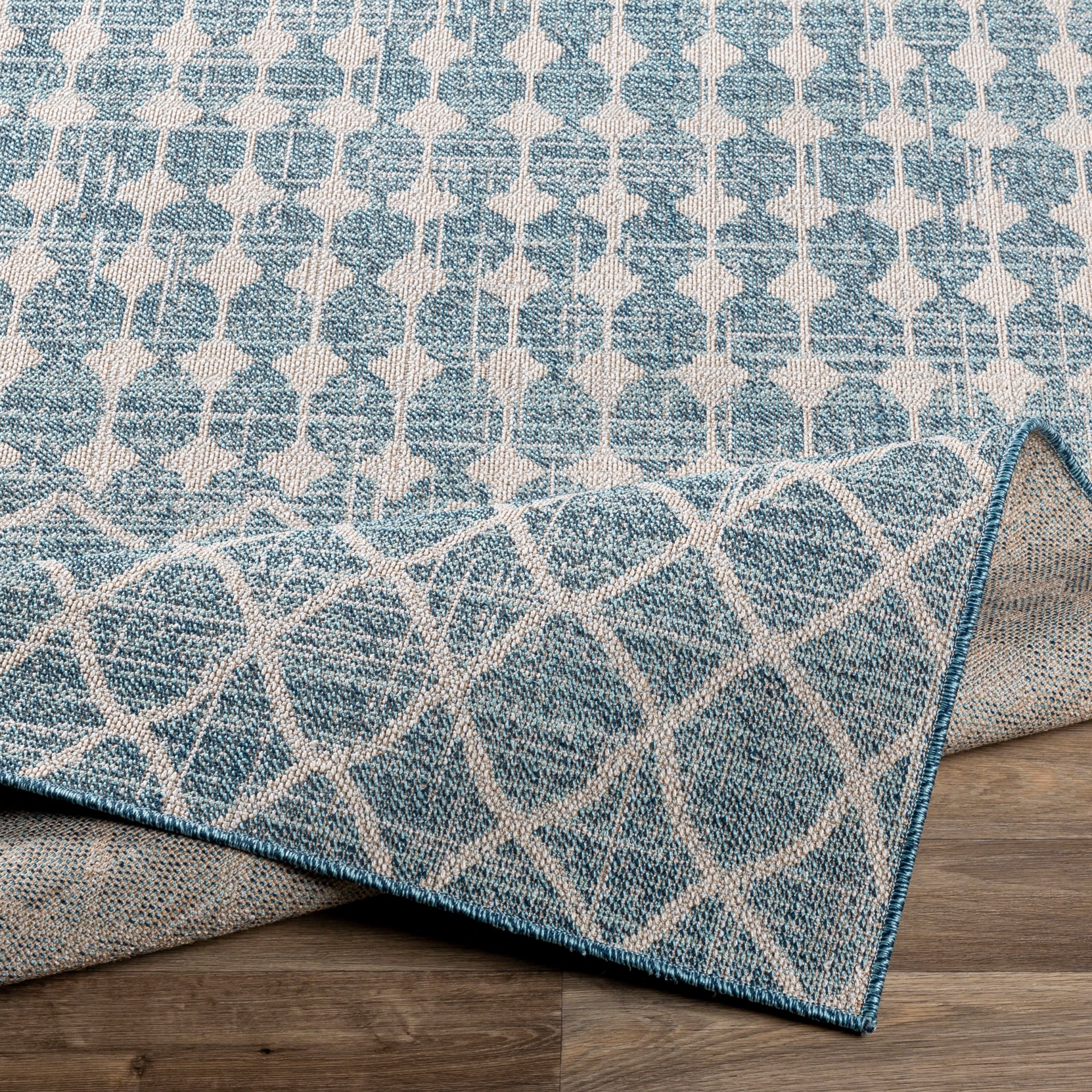 Veranda Machine Woven Rug Livabliss Veranda