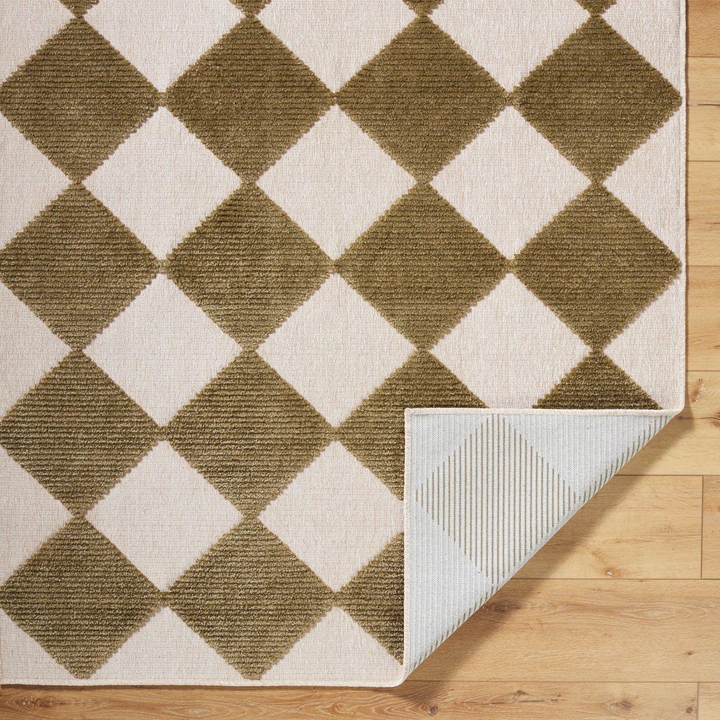 Lyna Machine Woven Rug Livabliss Lyna