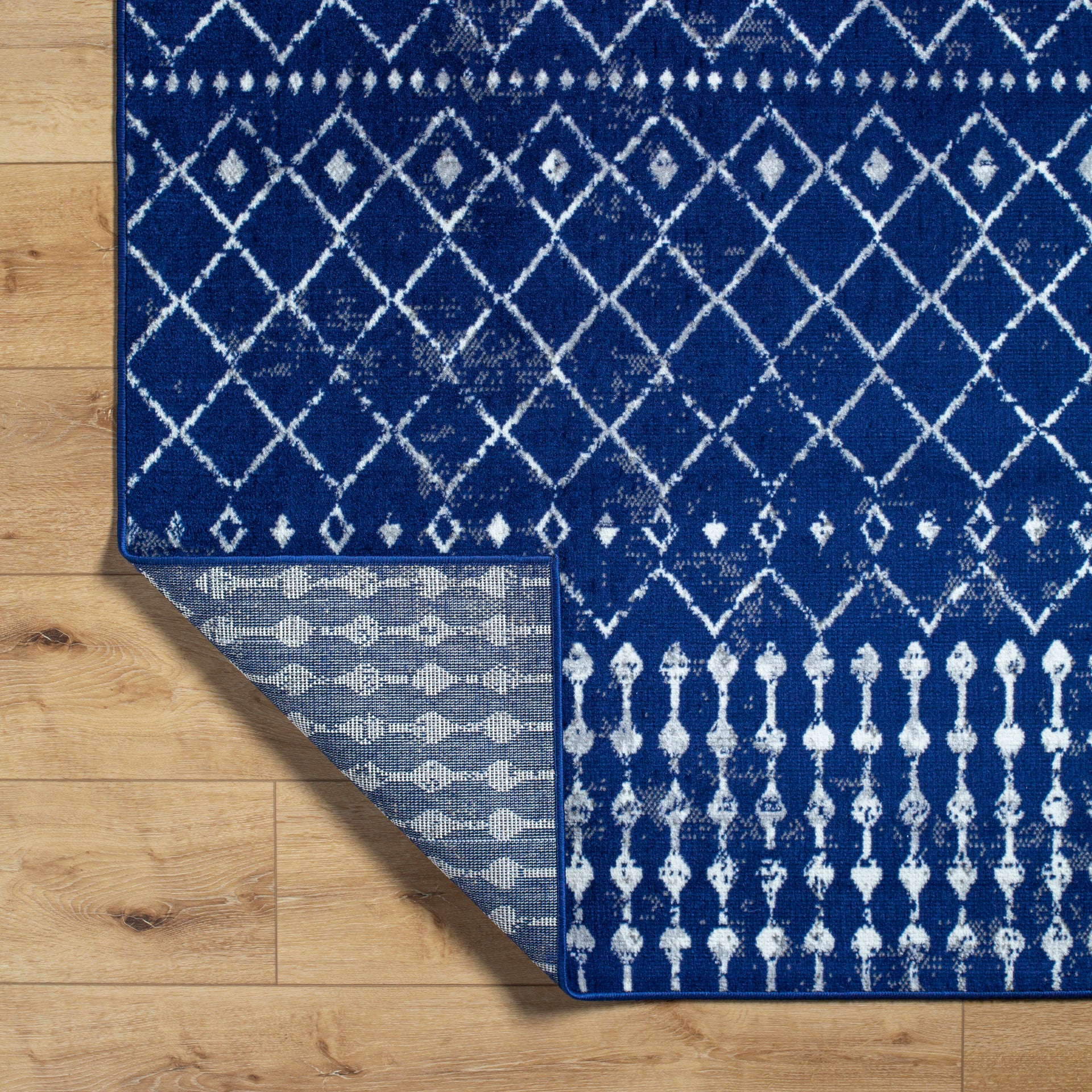 Pisa Machine Woven Rug Livabliss Pisa