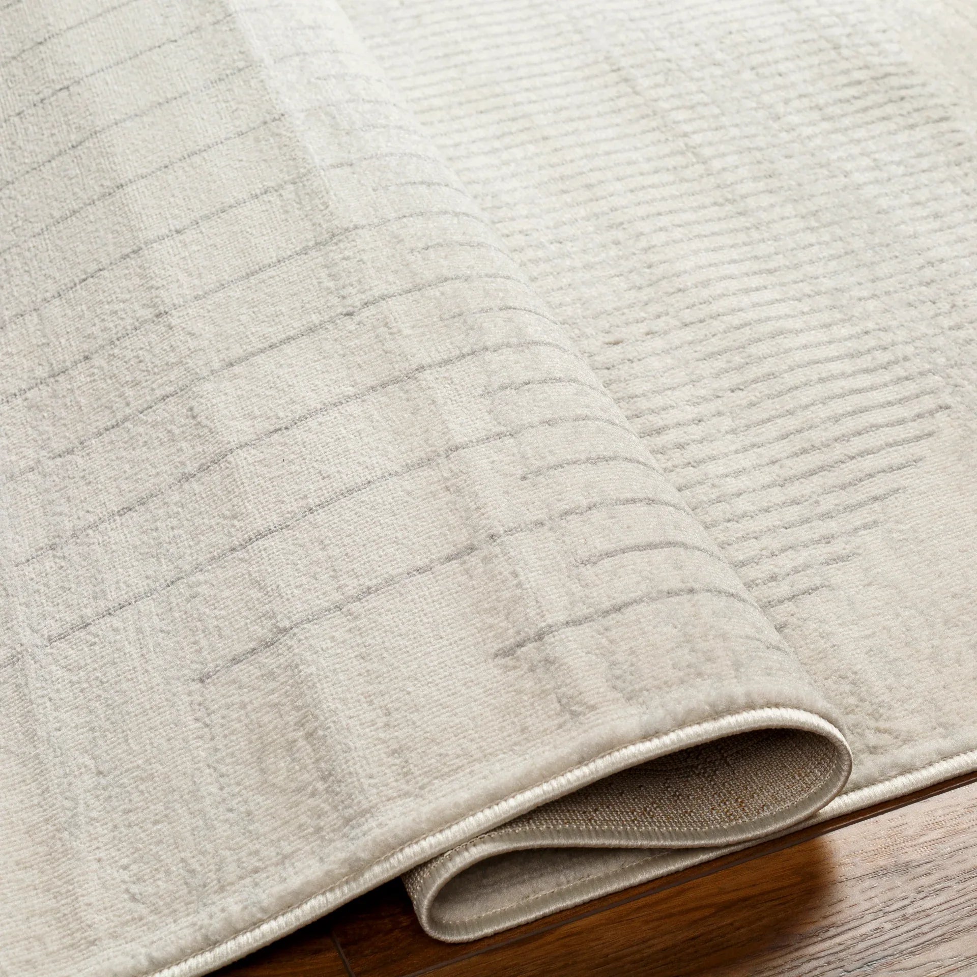Floransa Machine Woven Rug Livabliss Floransa
