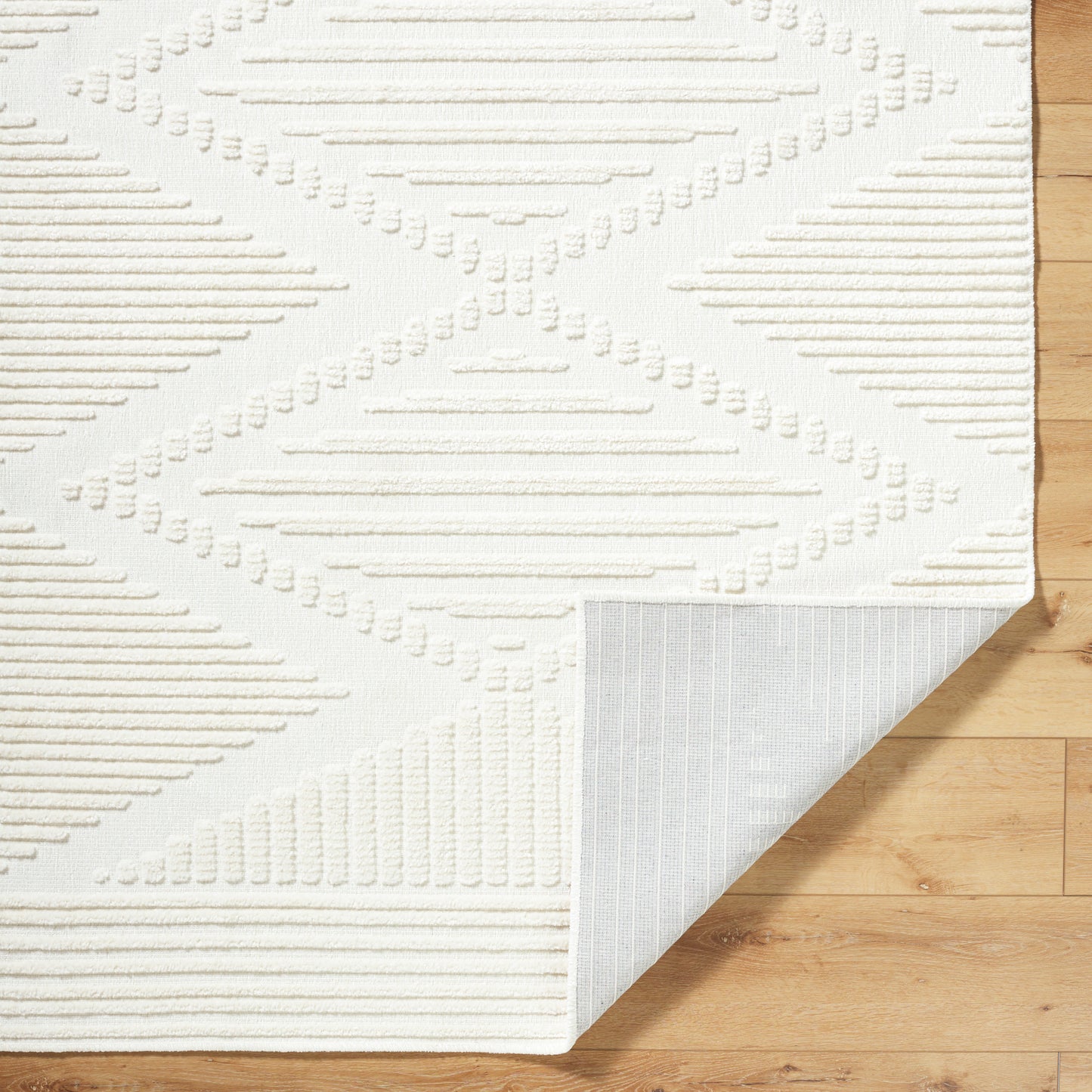 Lyna Machine Woven Rug Livabliss Lyna