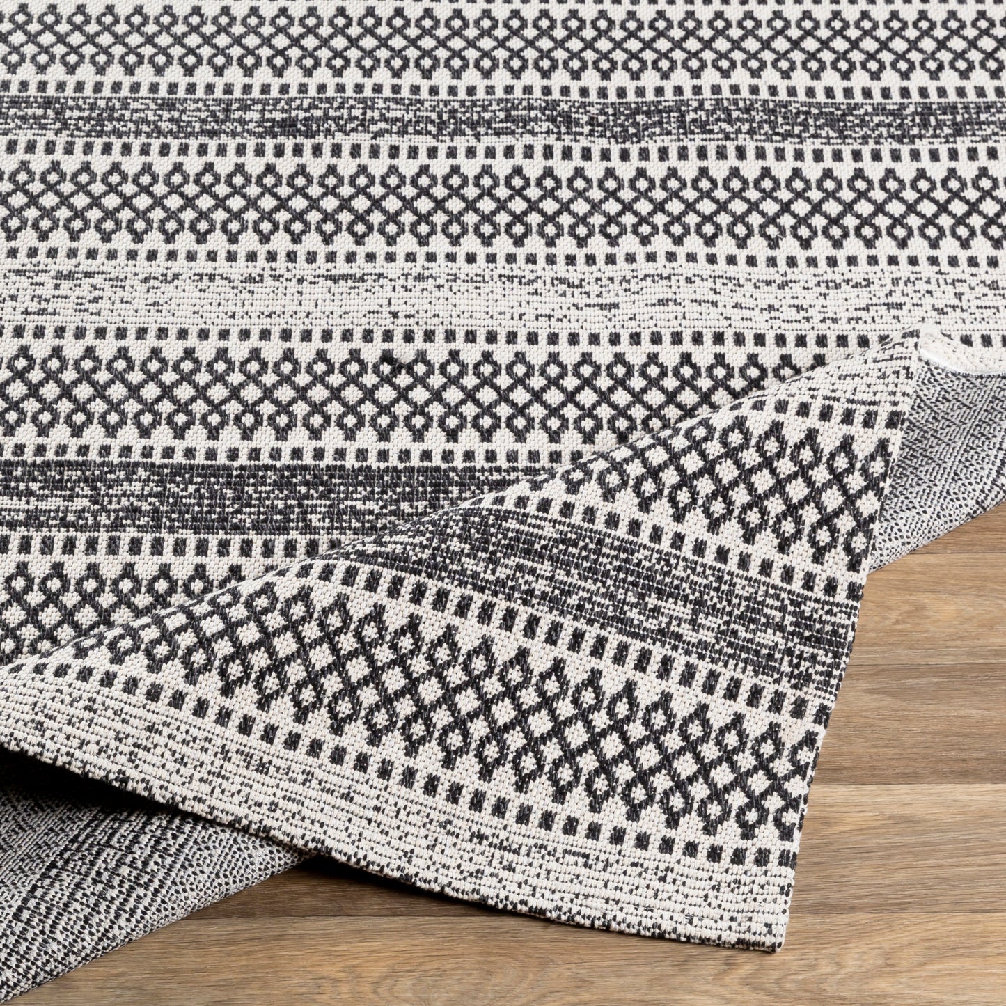 La Casa Machine Woven Rug Livabliss La Casa