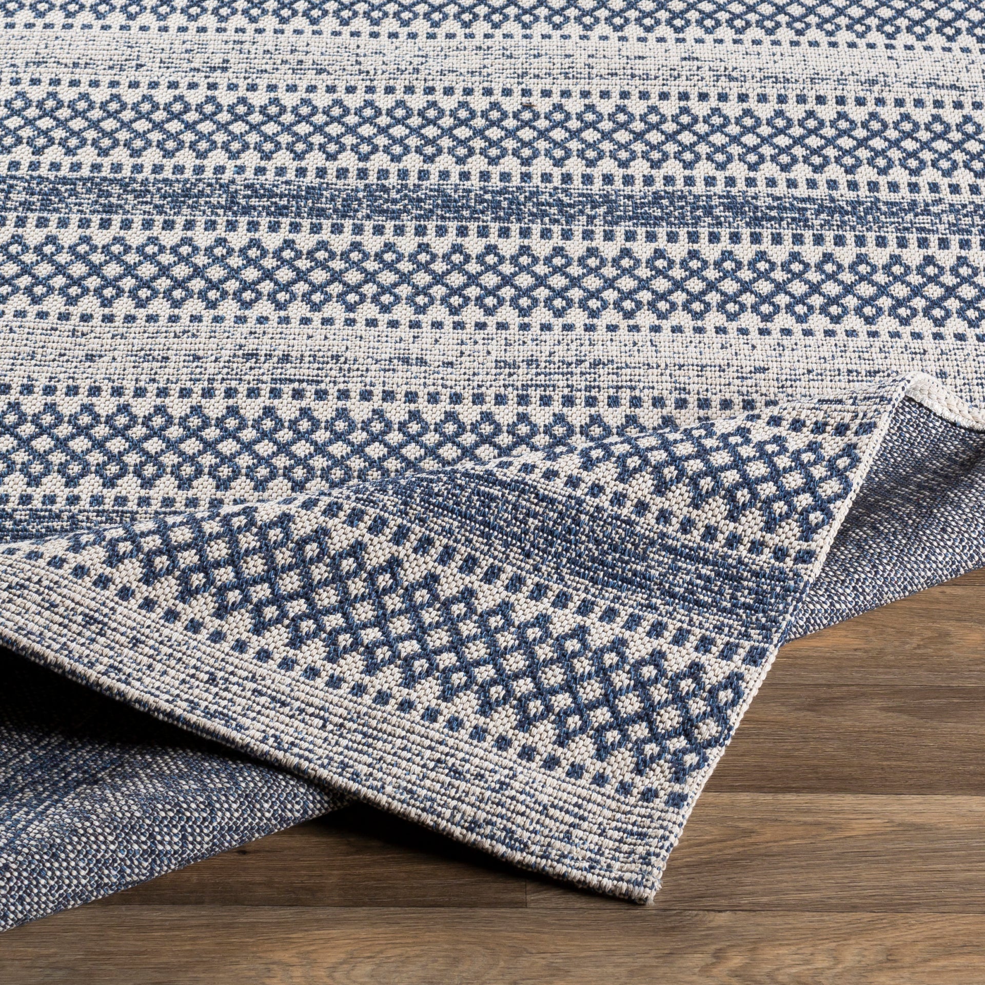 La Casa Machine Woven Rug Livabliss La Casa