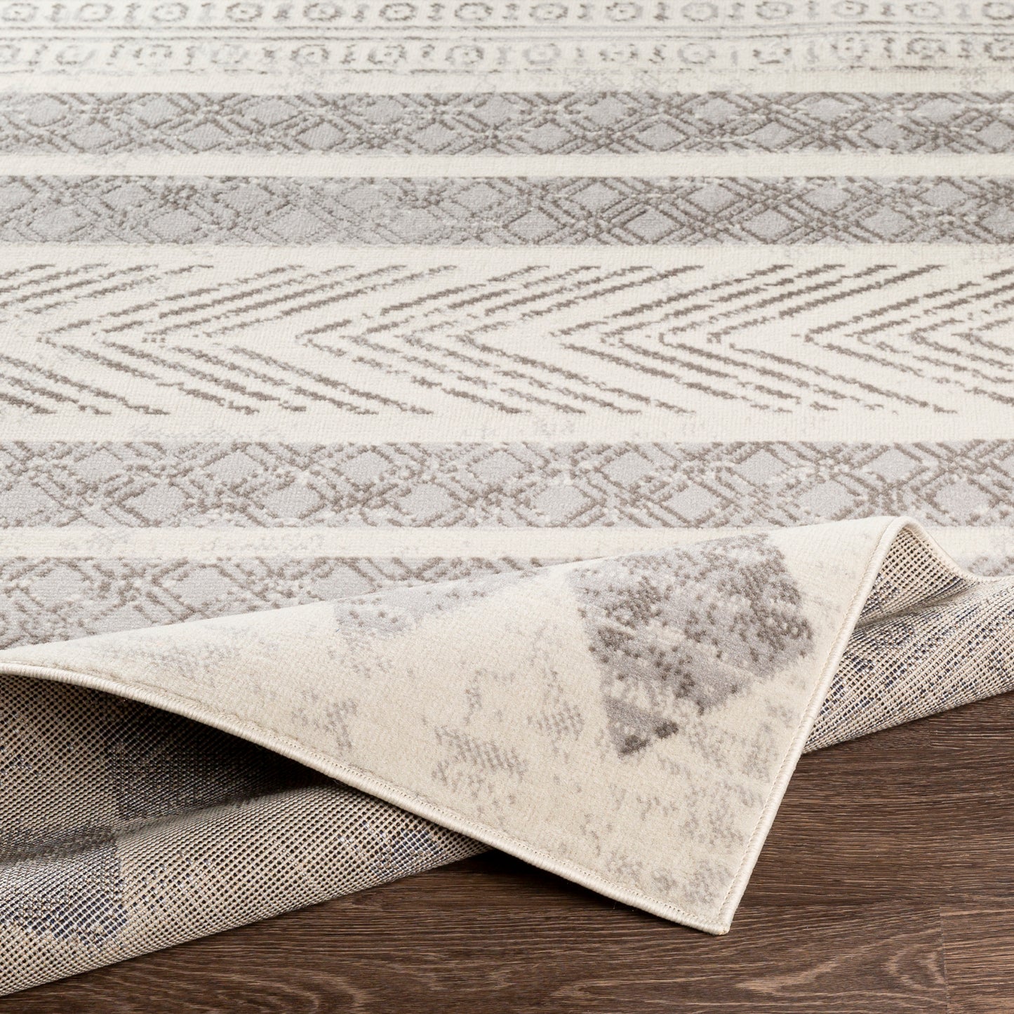 Pisa Machine Woven Rug Livabliss Pisa