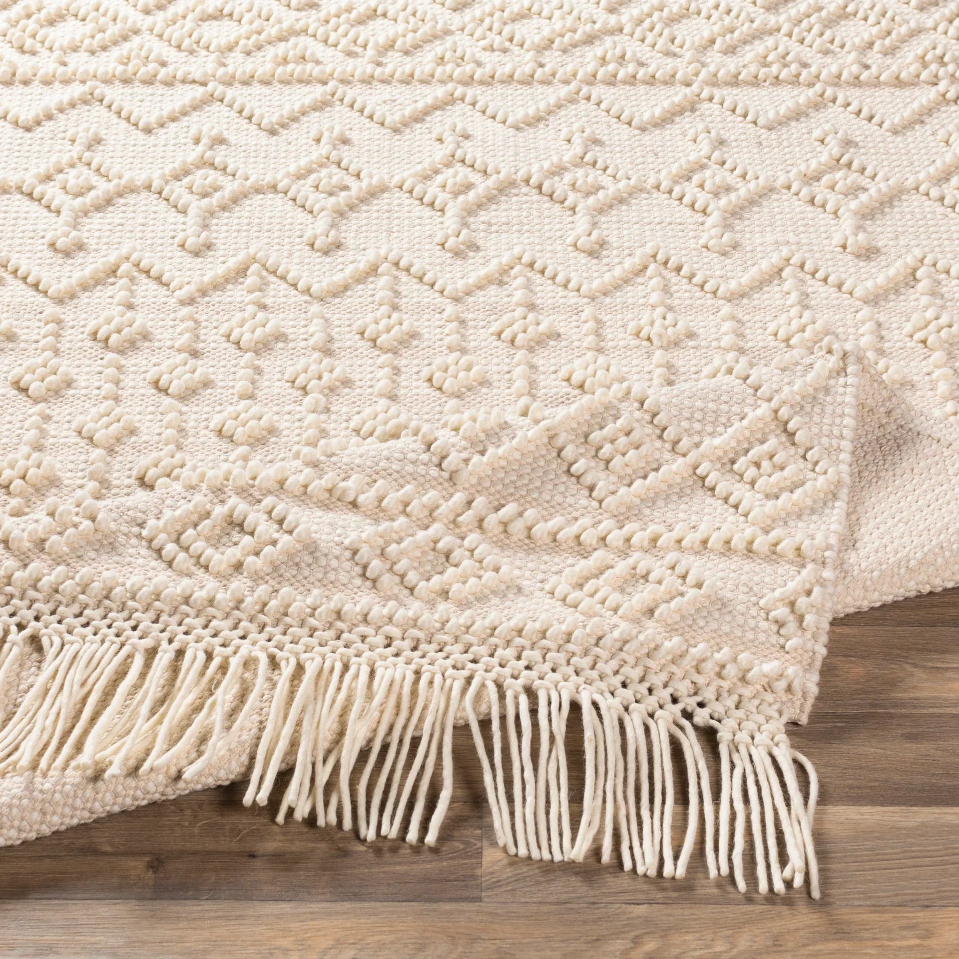 Farmhouse Tassels Handmade Rug Livabliss Farmhouse Tassels