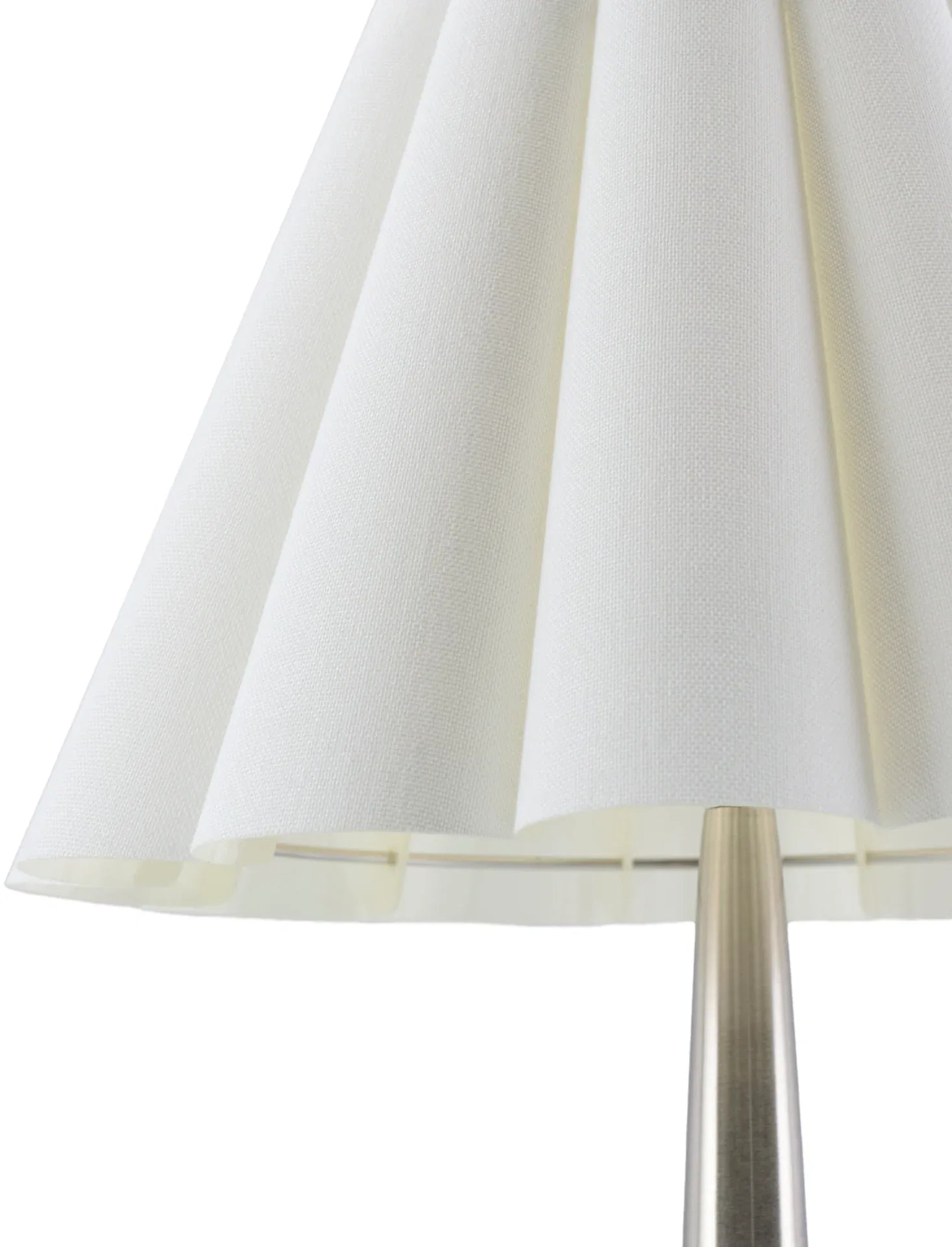Leynar Accent Table Lamp Livabliss Leynar