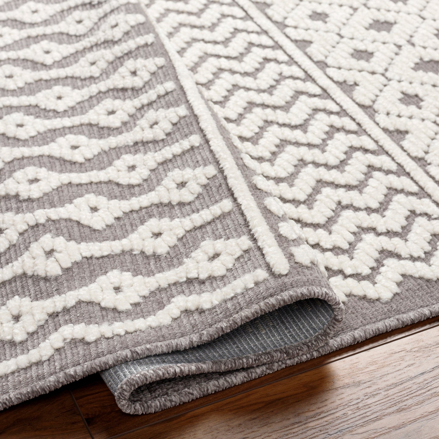 Lyna Machine Woven Rug Livabliss Lyna