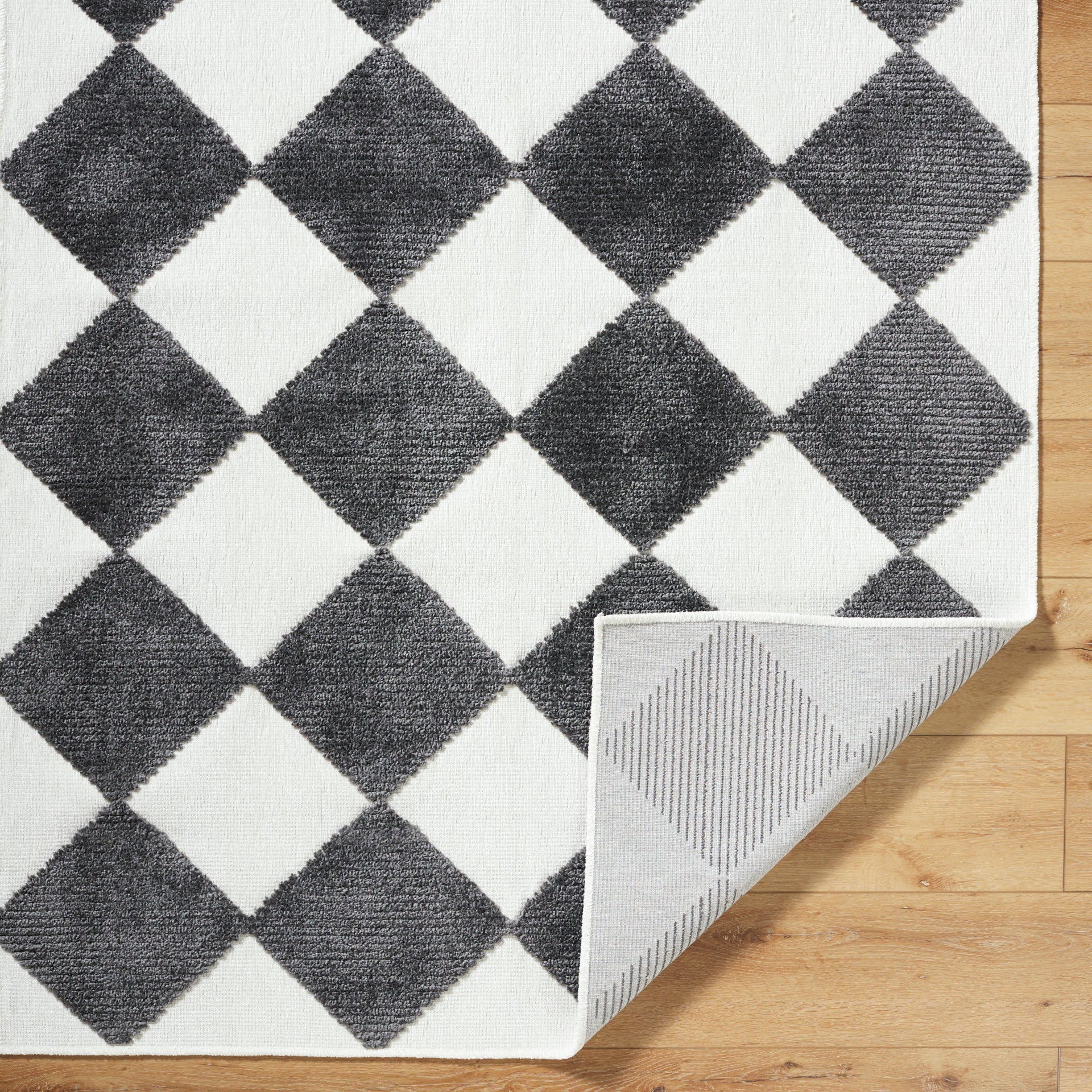 Lyna Machine Woven Rug Livabliss Lyna