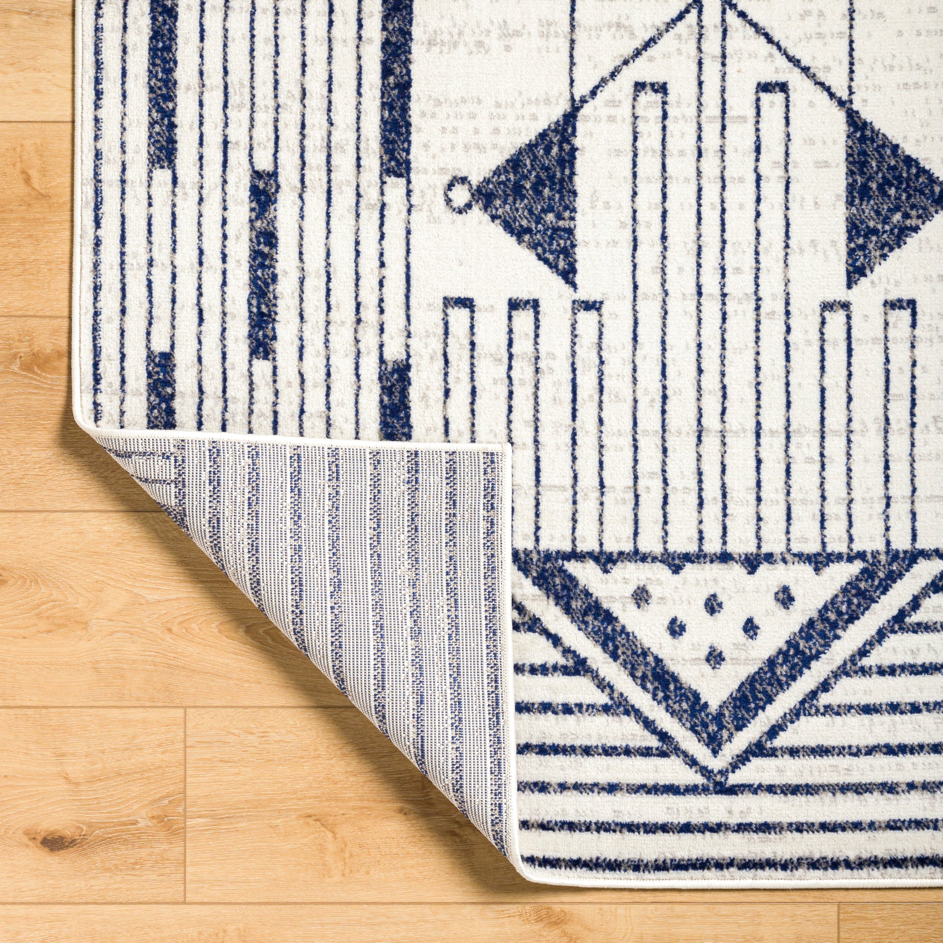 Pisa Machine Woven Rug Livabliss Pisa