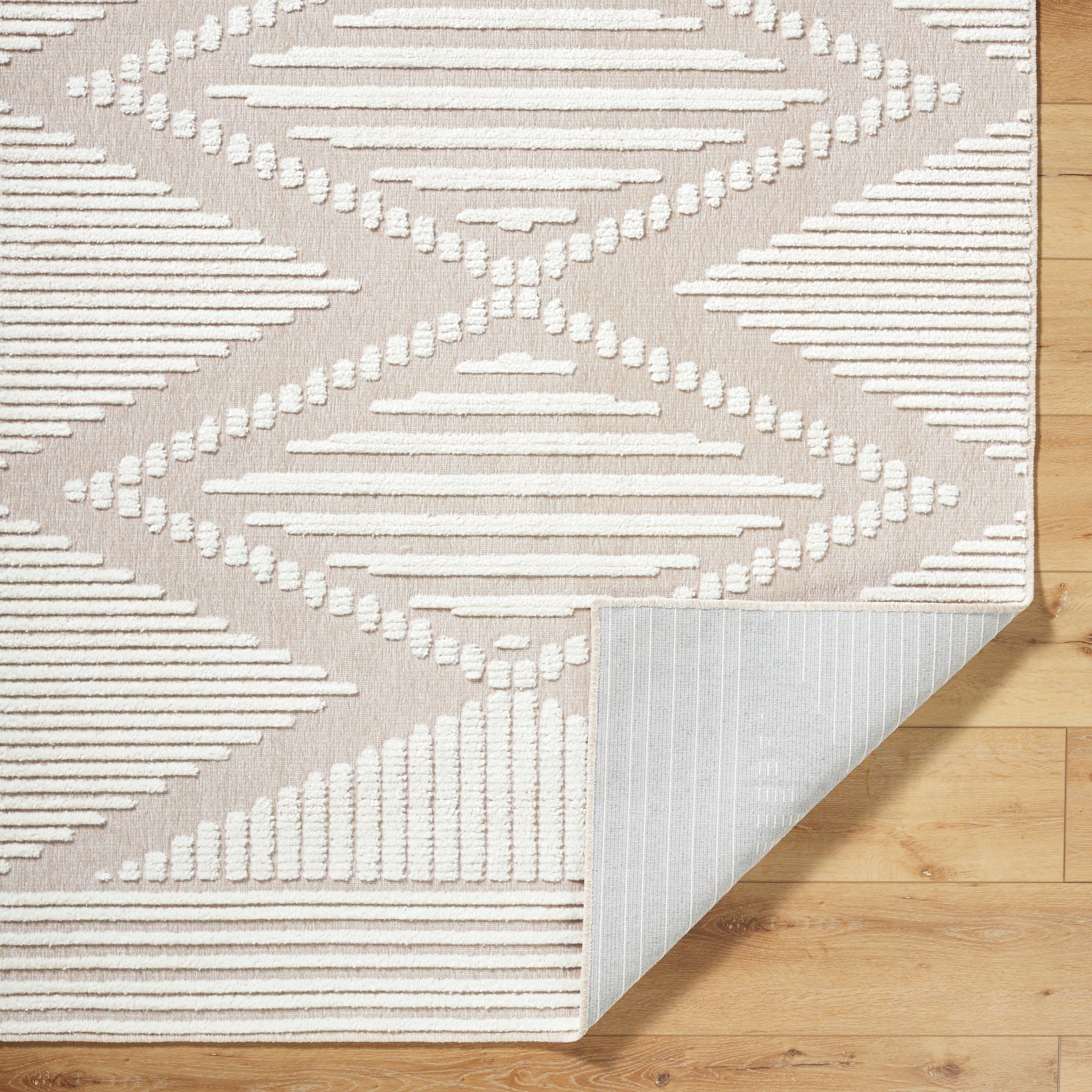 Lyna Machine Woven Rug Livabliss Lyna