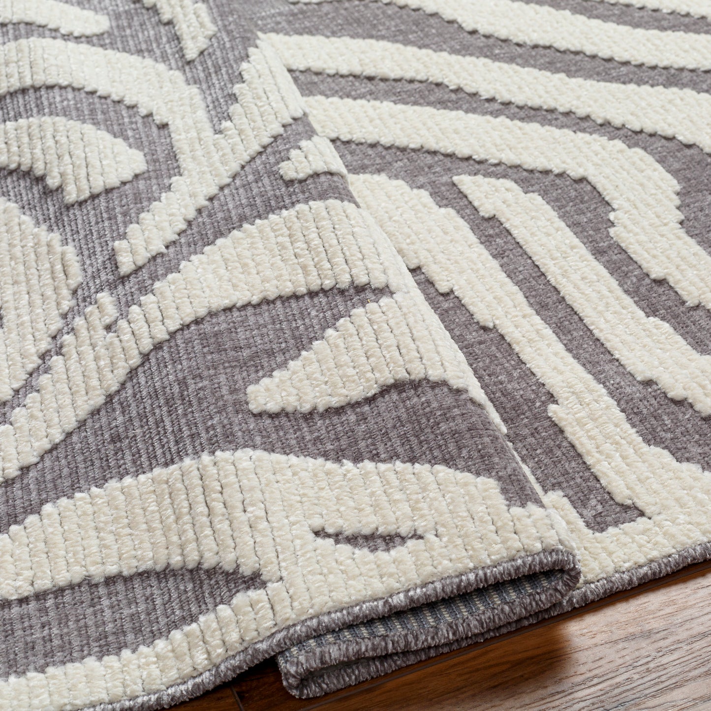 Lyna Machine Woven Rug Livabliss Lyna