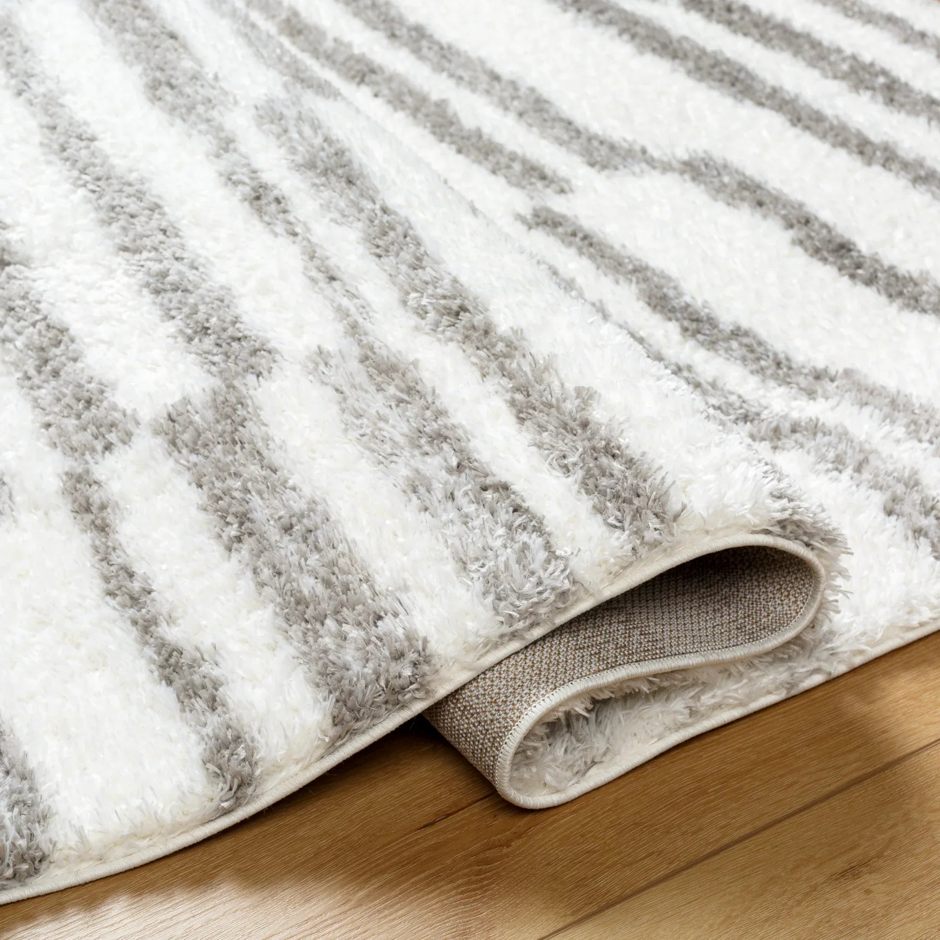 Cloudy Shag Machine Woven Rug Livabliss Cloudy Shag