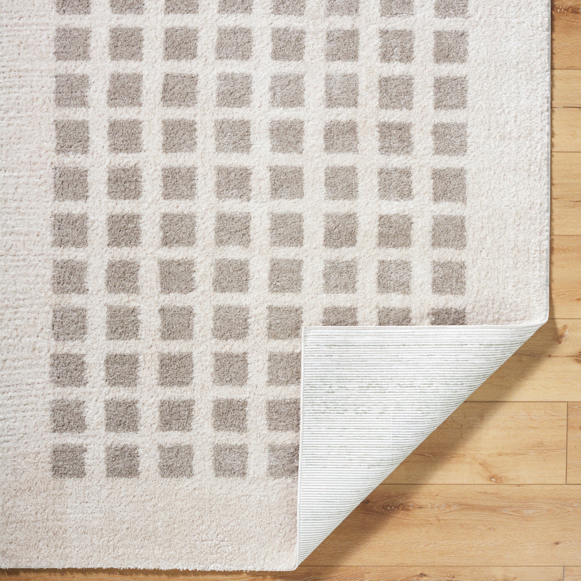 Fossay Shag Machine Woven Rug Livabliss Fossay Shag