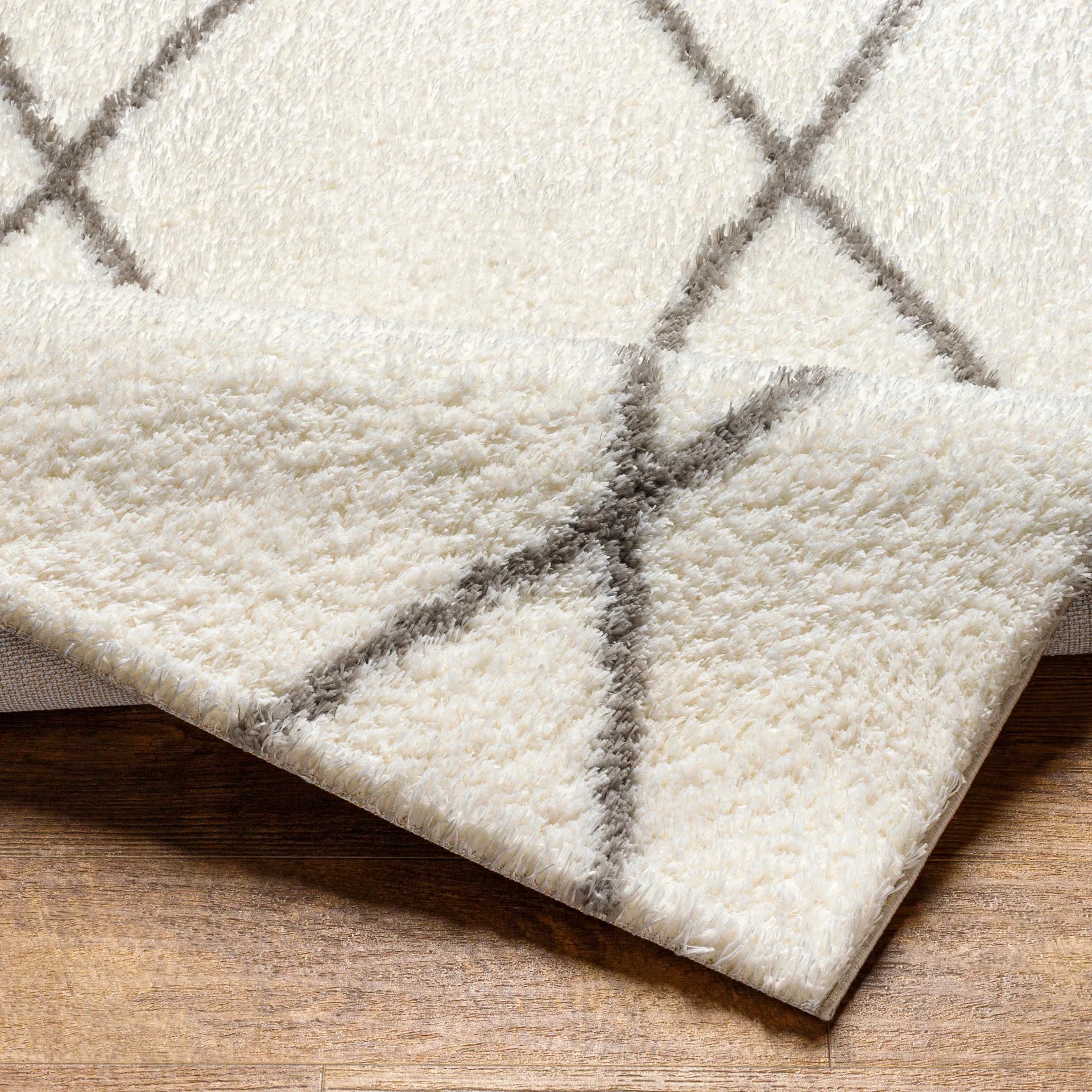 Cloudy Shag Machine Woven Rug Livabliss Cloudy Shag