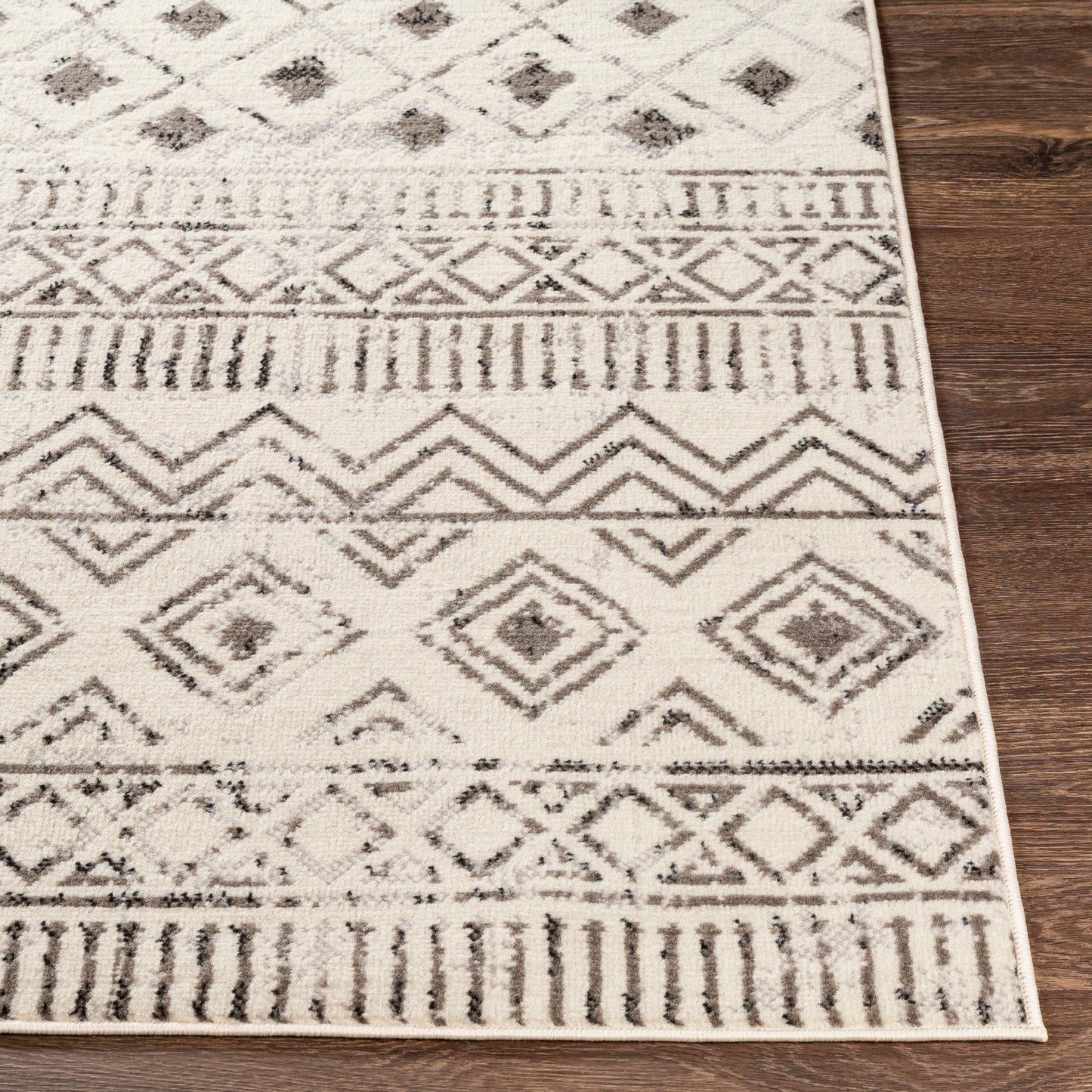 Pisa Machine Woven Rug Livabliss Pisa