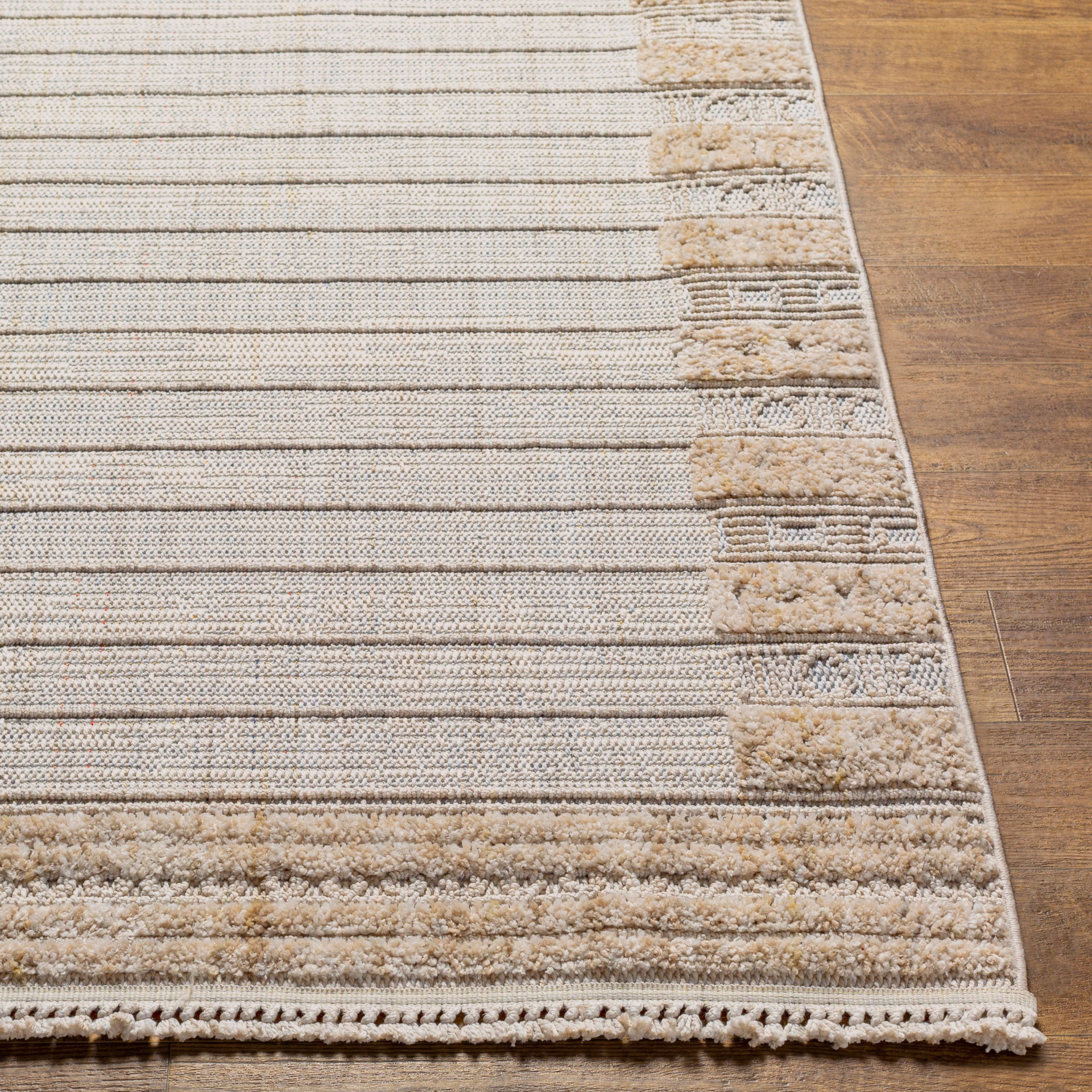 Zaragoza Machine Woven Rug Livabliss Zaragoza