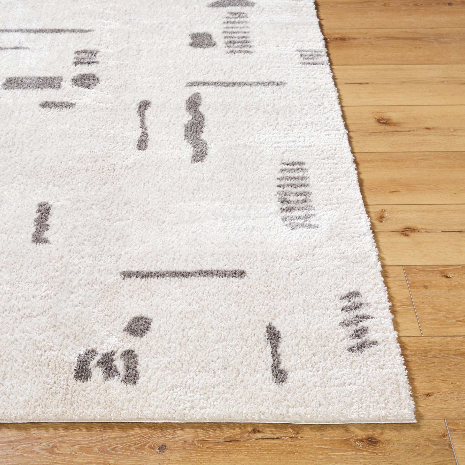 Fossay Shag Machine Woven Rug Livabliss Fossay Shag