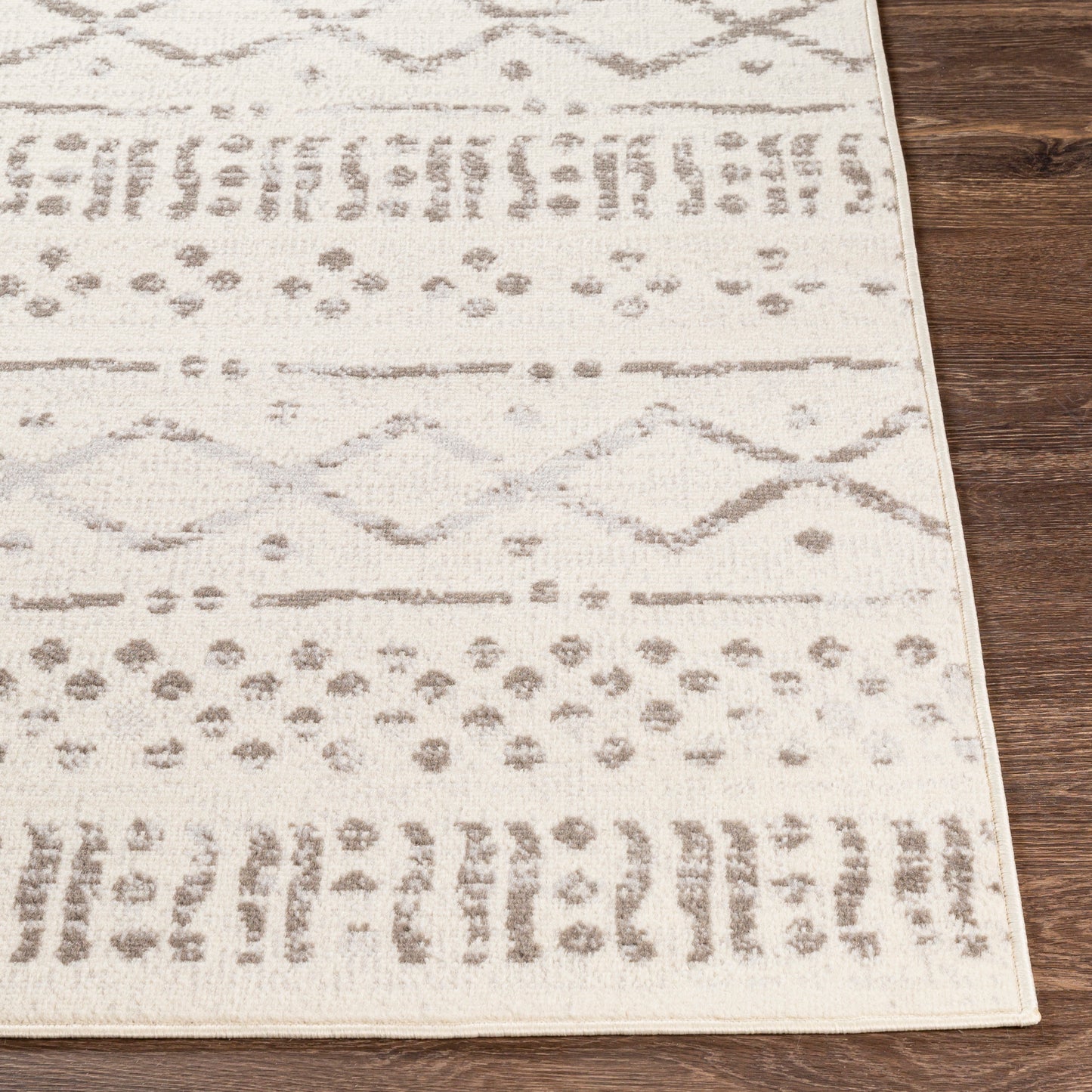 Pisa Machine Woven Rug Livabliss Pisa
