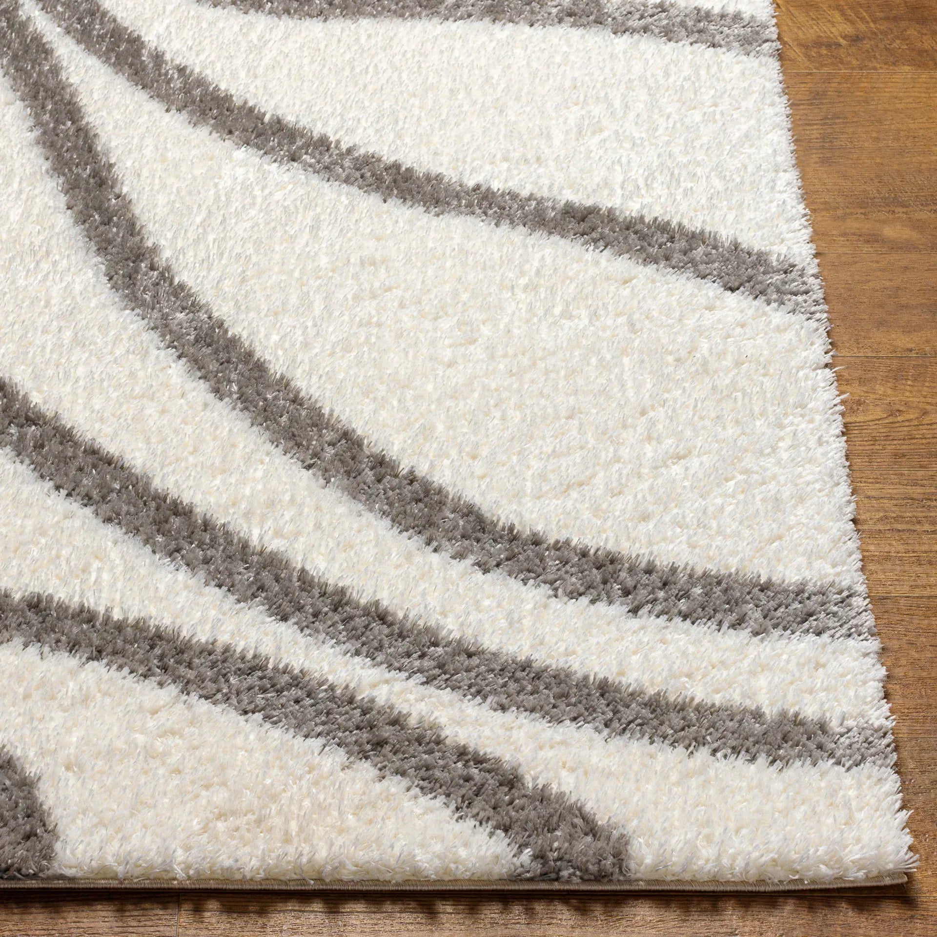 Cloudy Shag Machine Woven Rug Livabliss Cloudy Shag