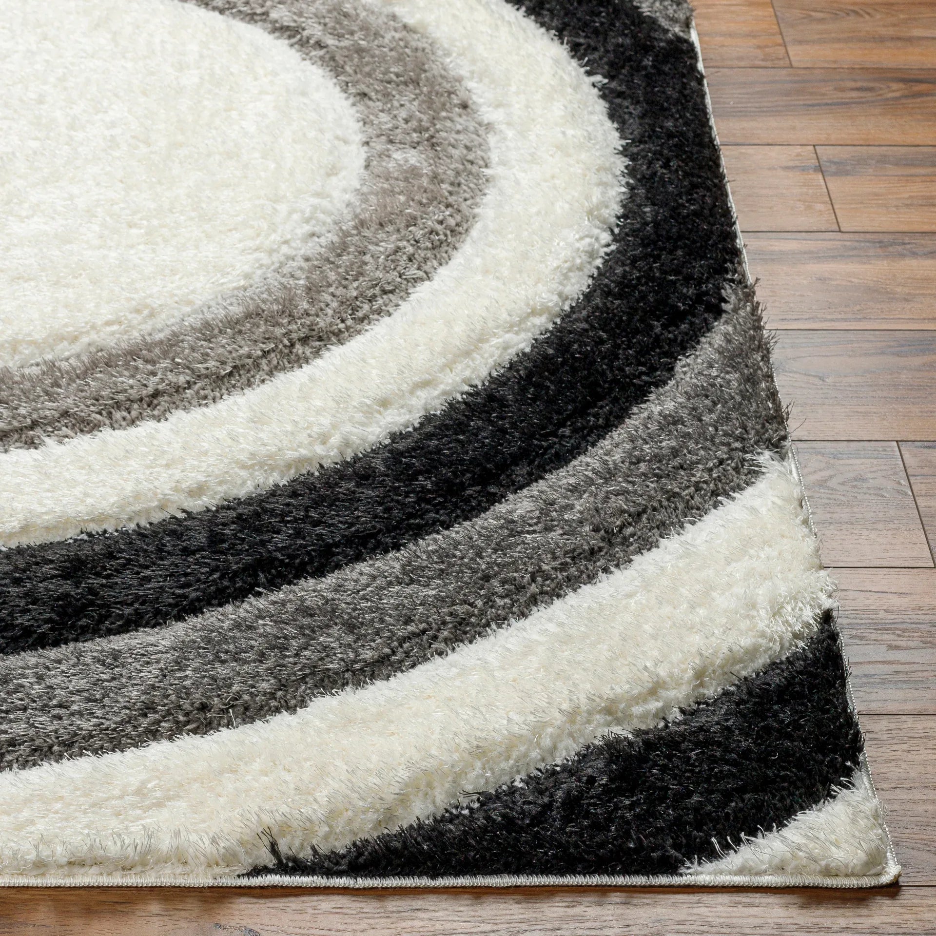 Bologna Machine Woven Rug Livabliss Bologna