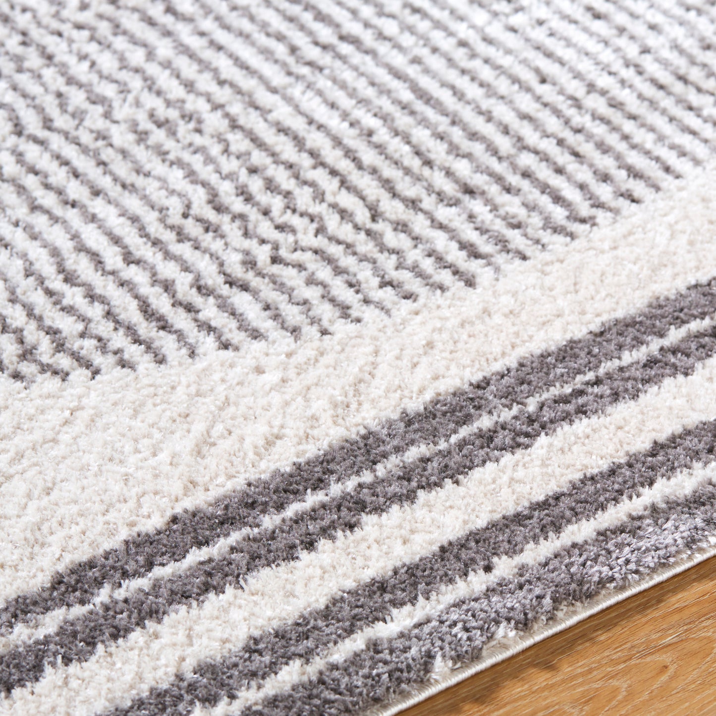 Fossay Shag Machine Woven Rug Livabliss Fossay Shag