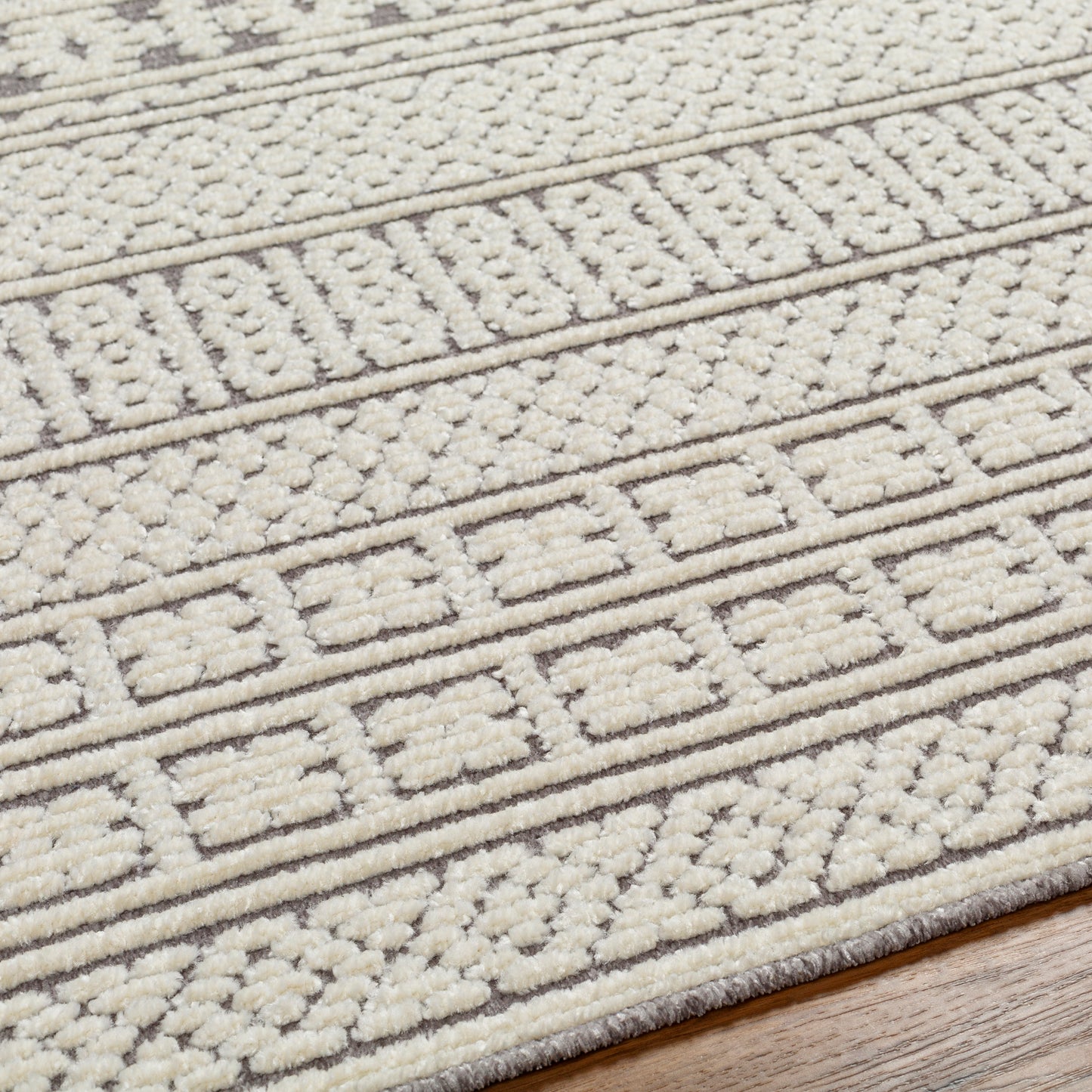 Lyna Machine Woven Rug Livabliss Lyna