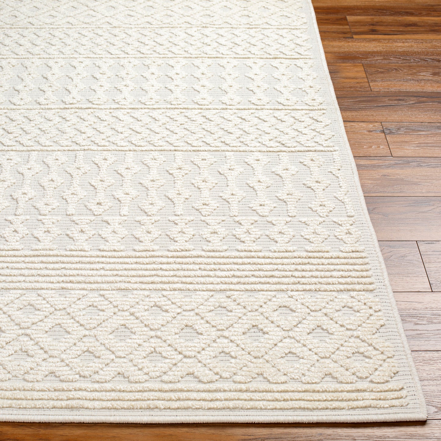 Lyna Machine Woven Rug Livabliss Lyna