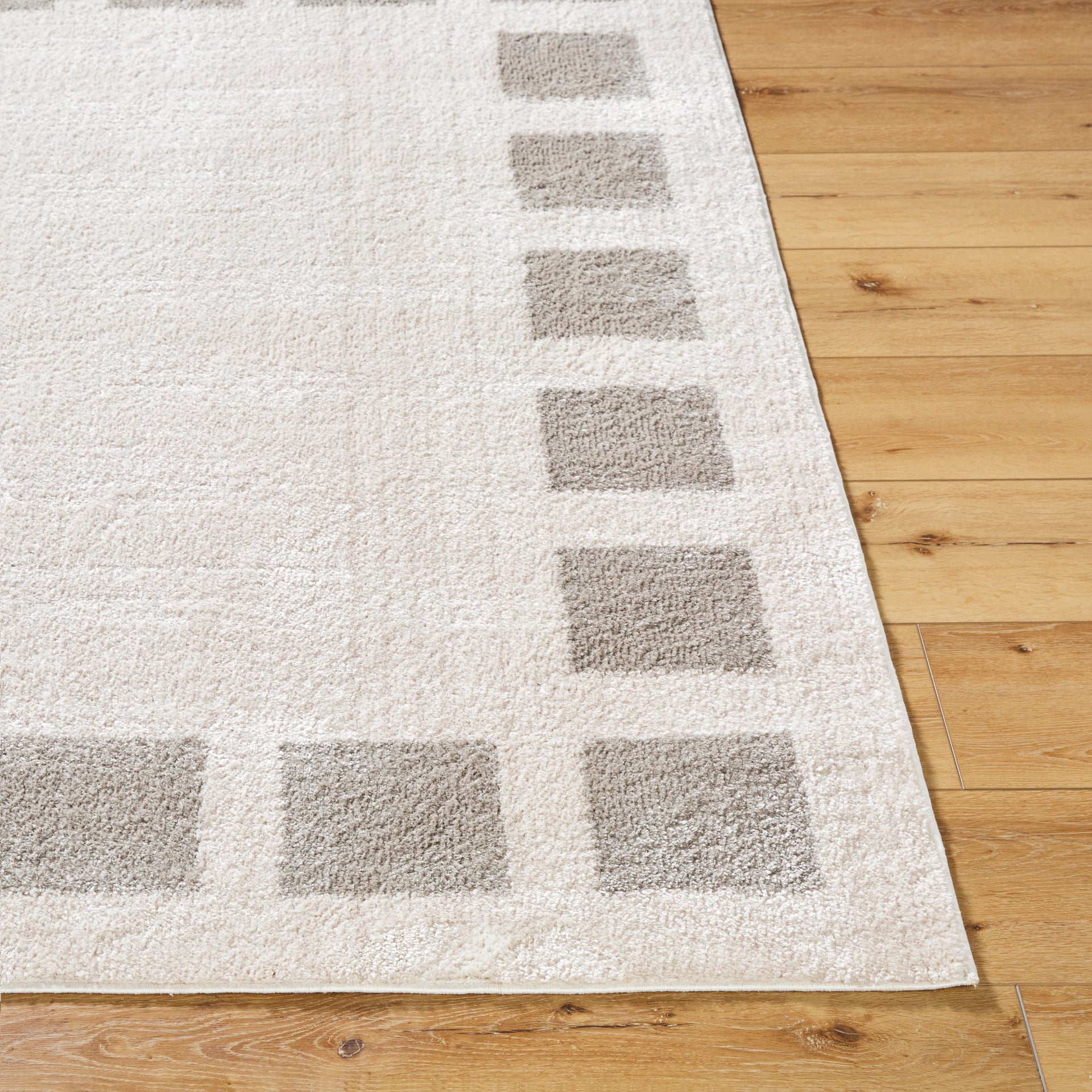 Fossay Shag Machine Woven Rug Livabliss Fossay Shag