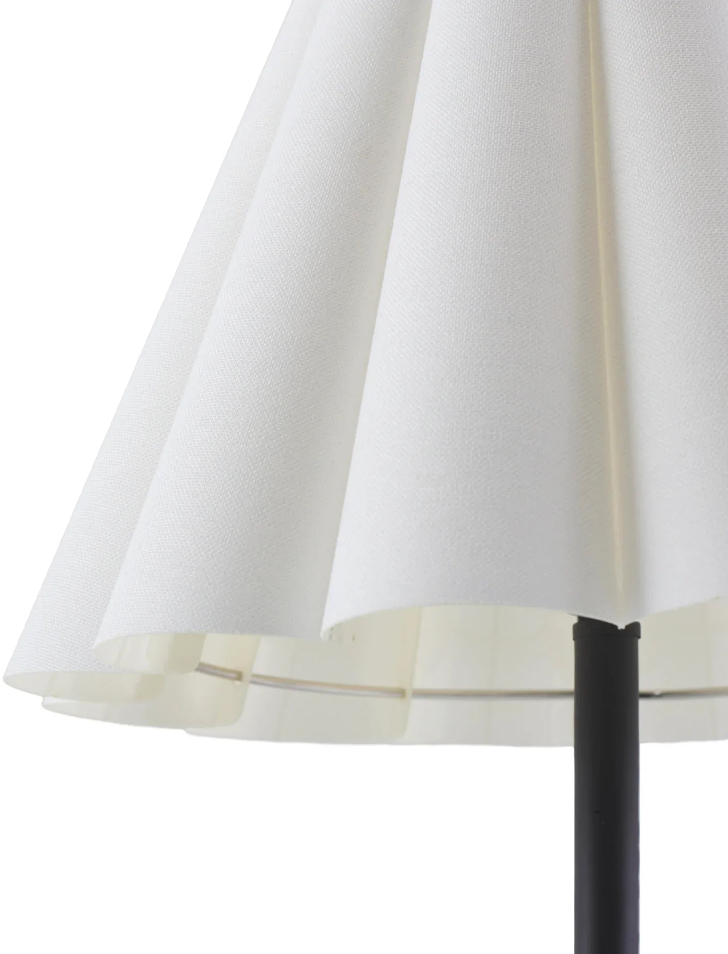 Leynar Accent Table Lamp Livabliss Leynar
