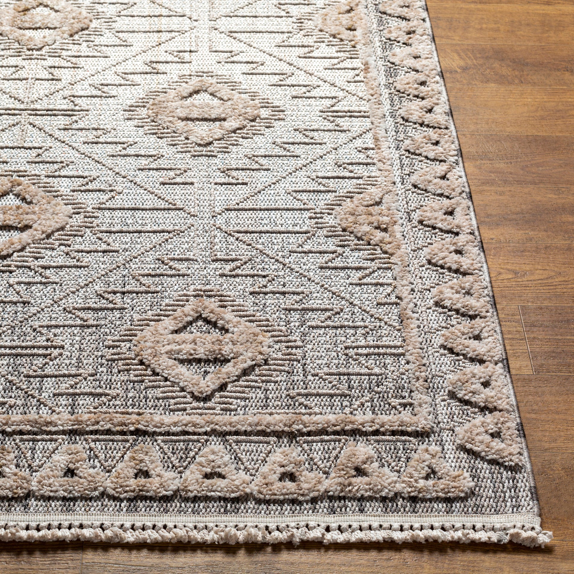 Zaragoza Machine Woven Rug Livabliss Zaragoza