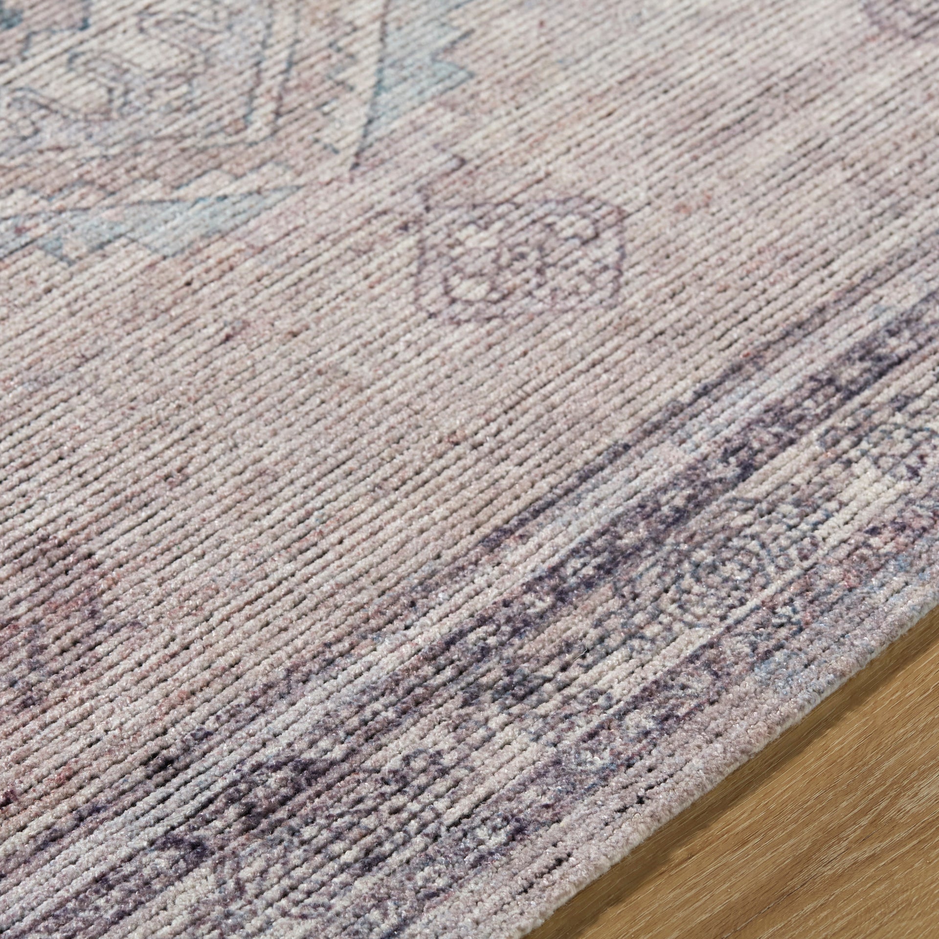 Luton Handmade Rug Livabliss Luton