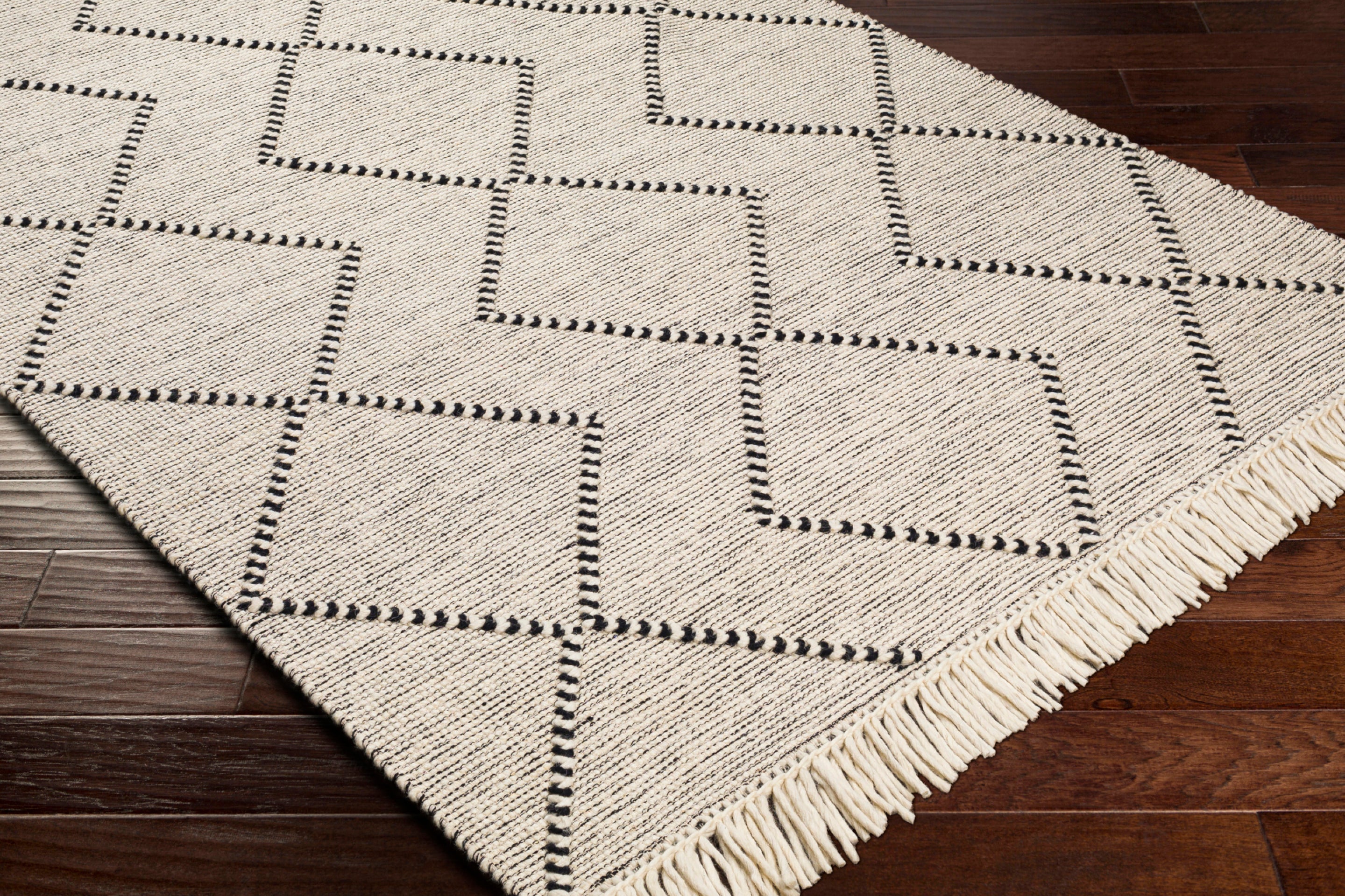 Uttar Handmade Rug Livabliss Uttar