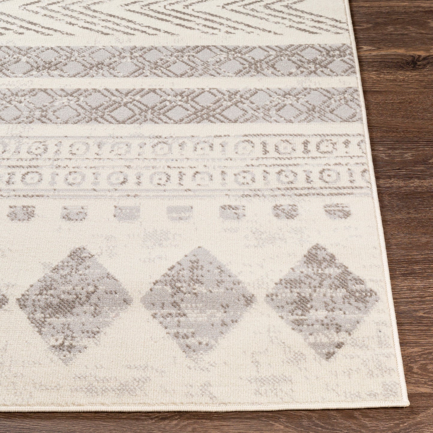 Pisa Machine Woven Rug Livabliss Pisa