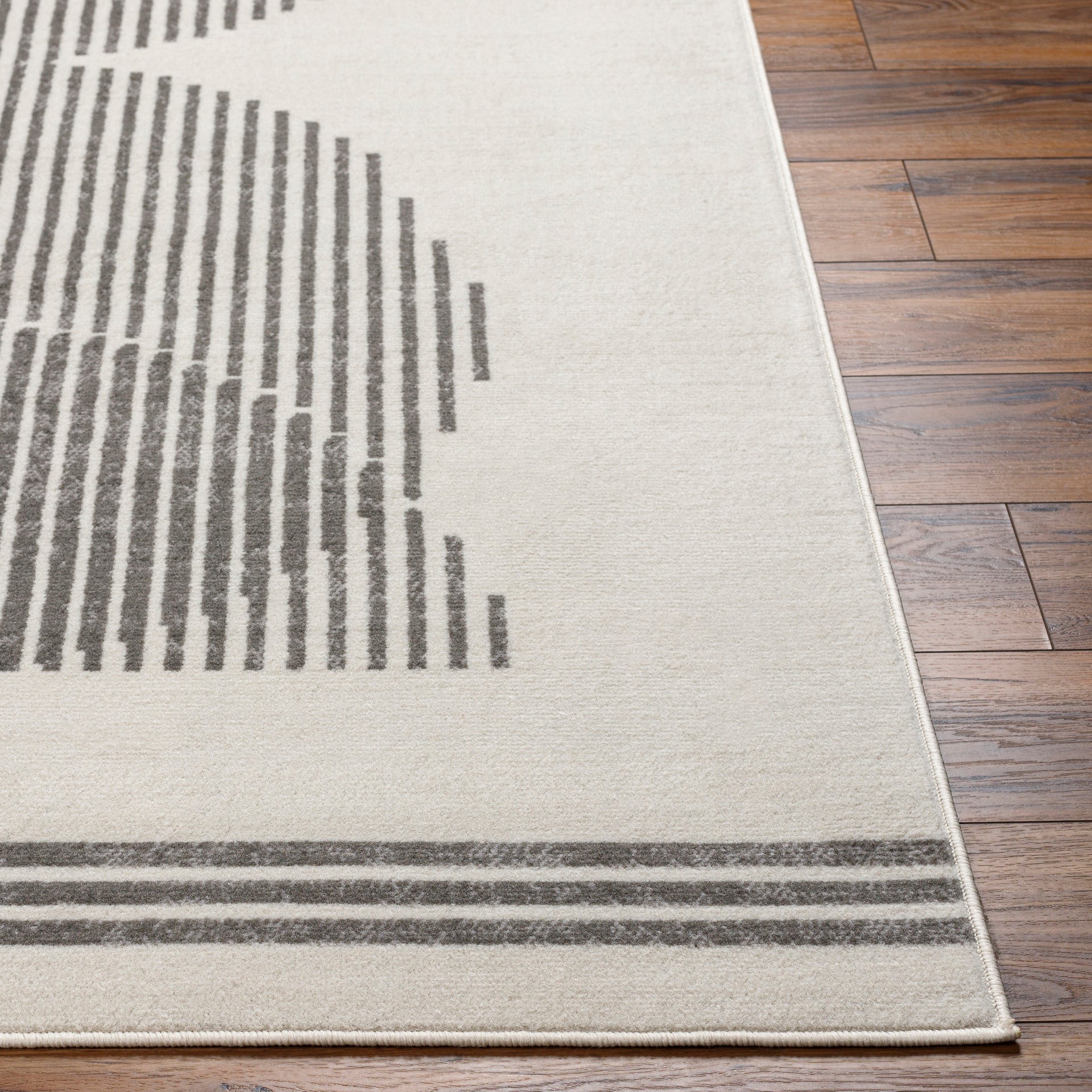 Pisa Machine Woven Rug Livabliss Pisa