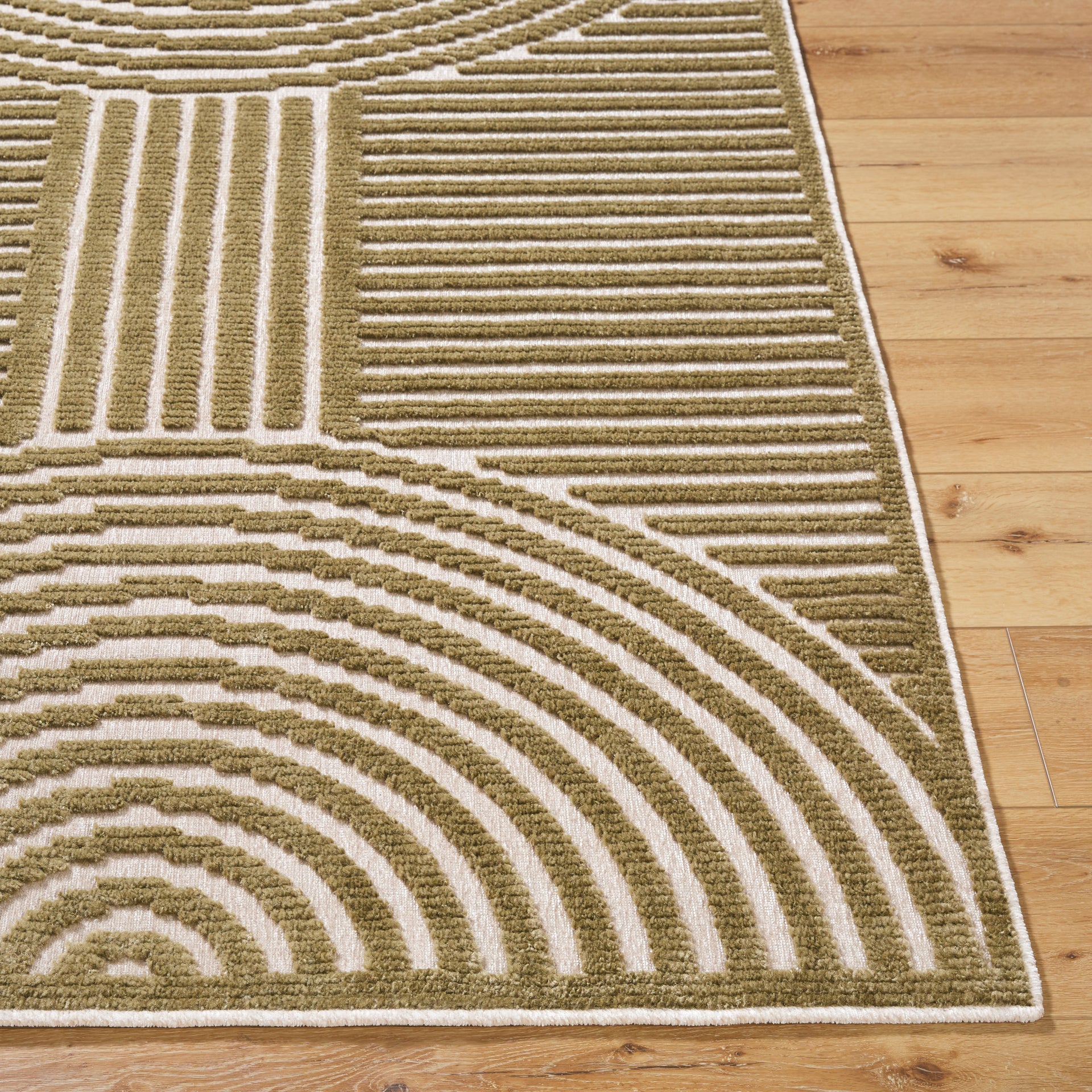 Lyna Machine Woven Rug Livabliss Lyna