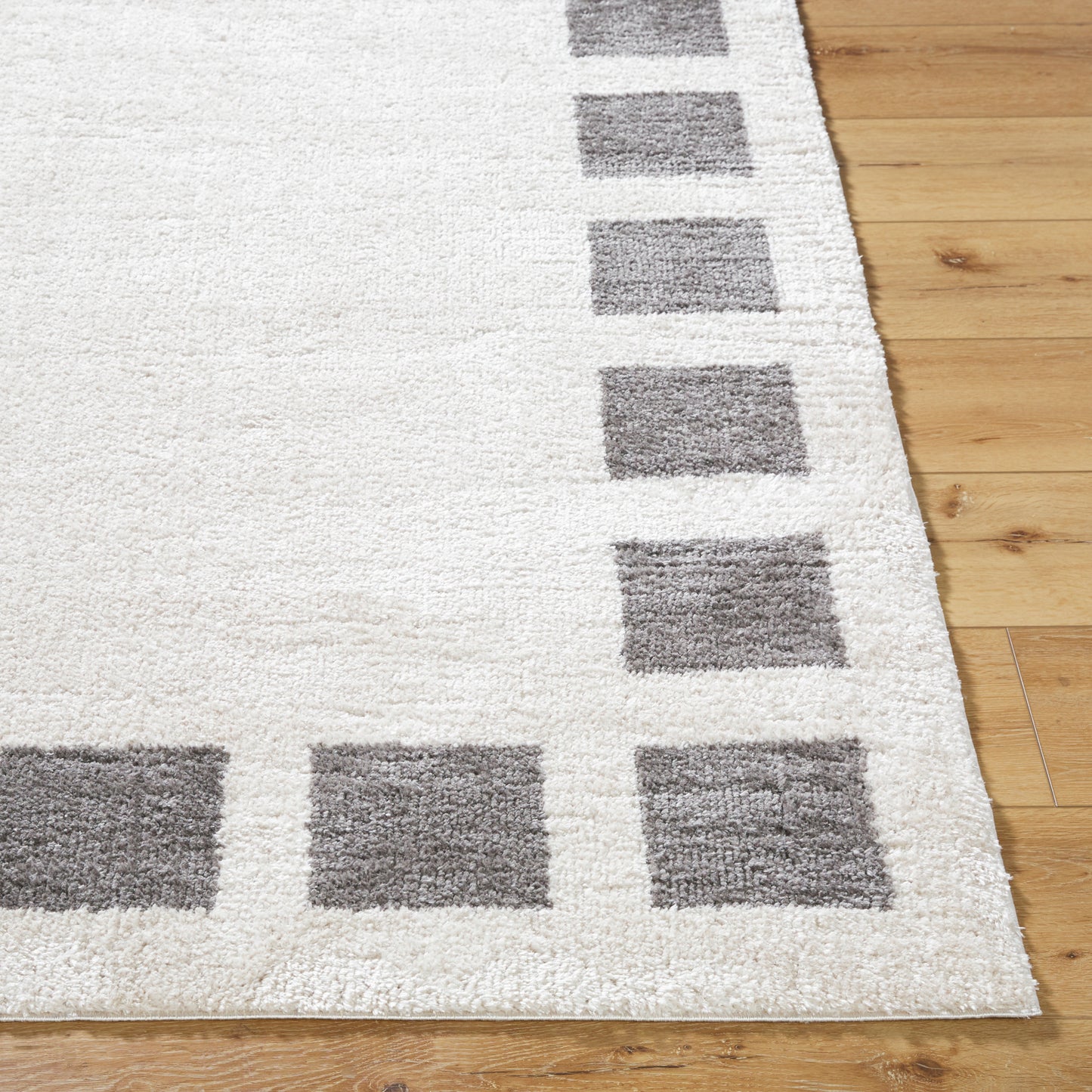 Fossay Shag Machine Woven Rug Livabliss Fossay Shag