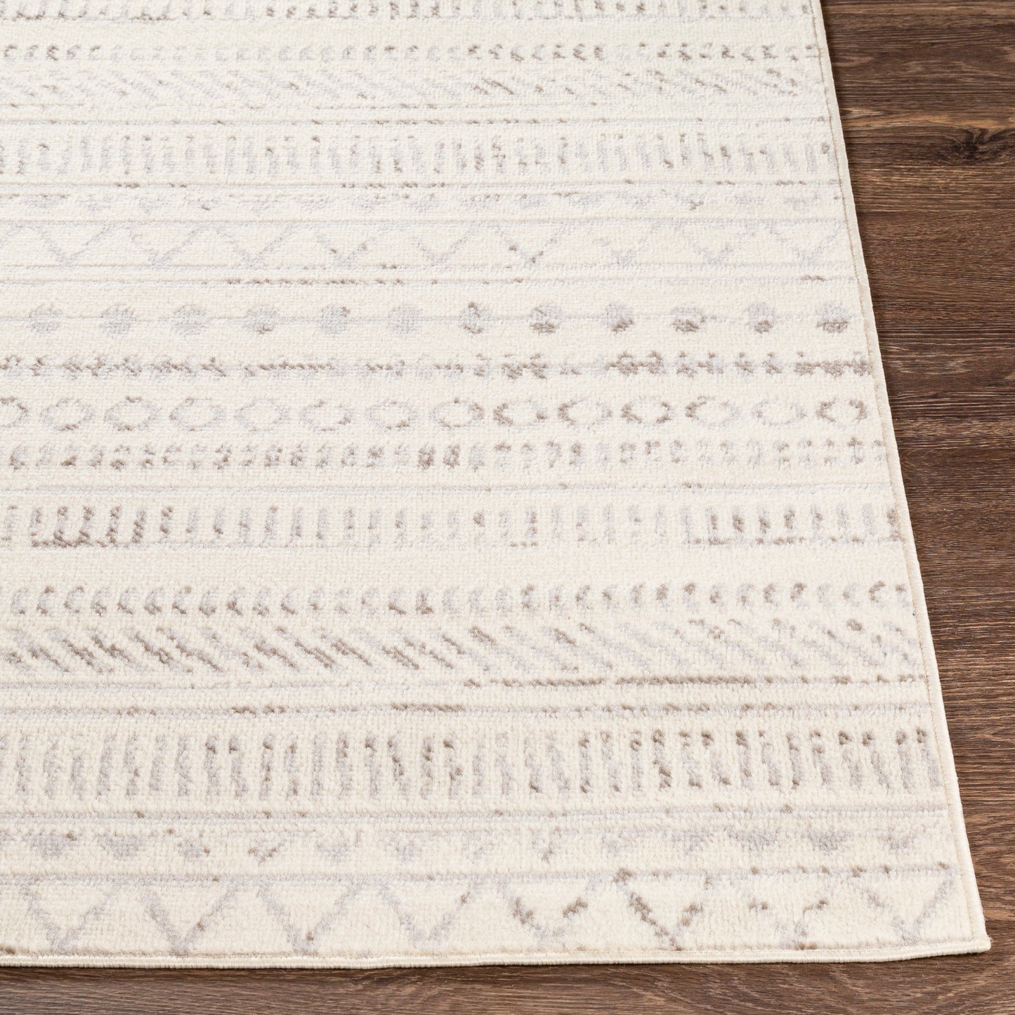 Pisa Machine Woven Rug Livabliss Pisa