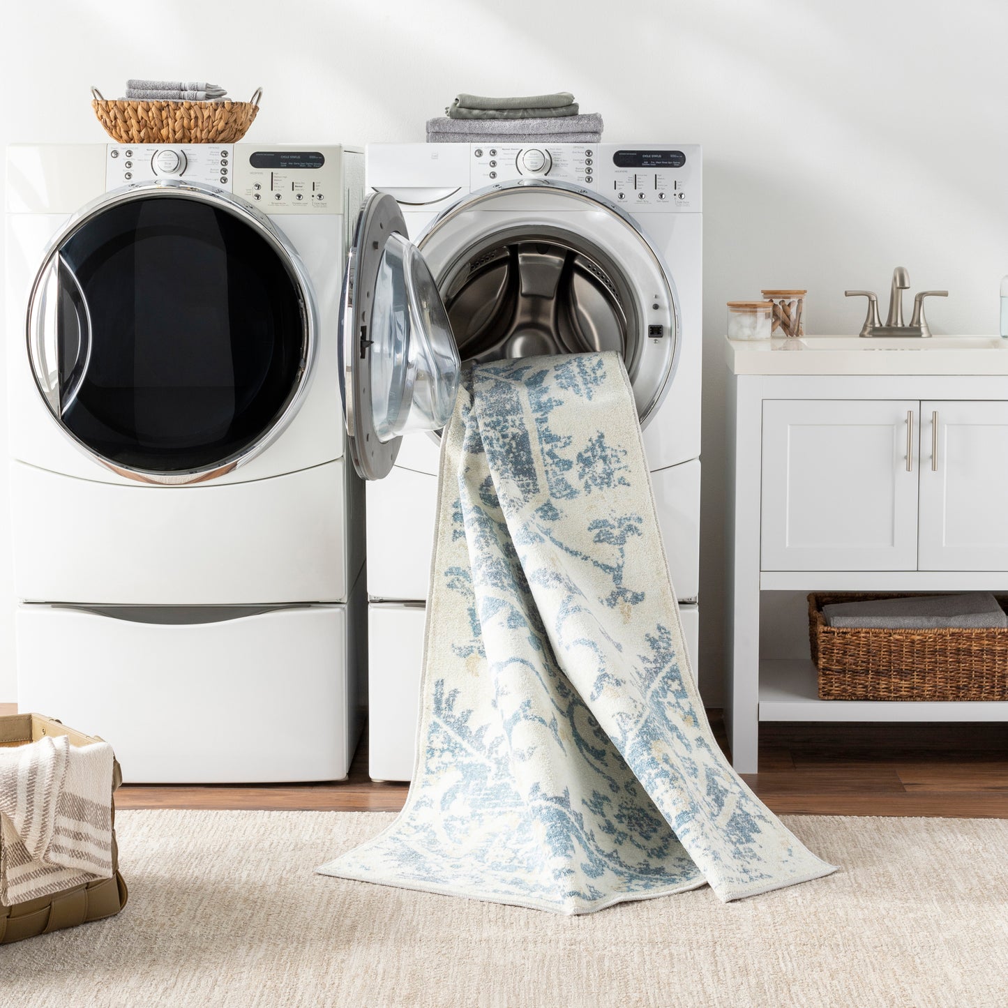 Hera Machine Woven Rug Livabliss Hera