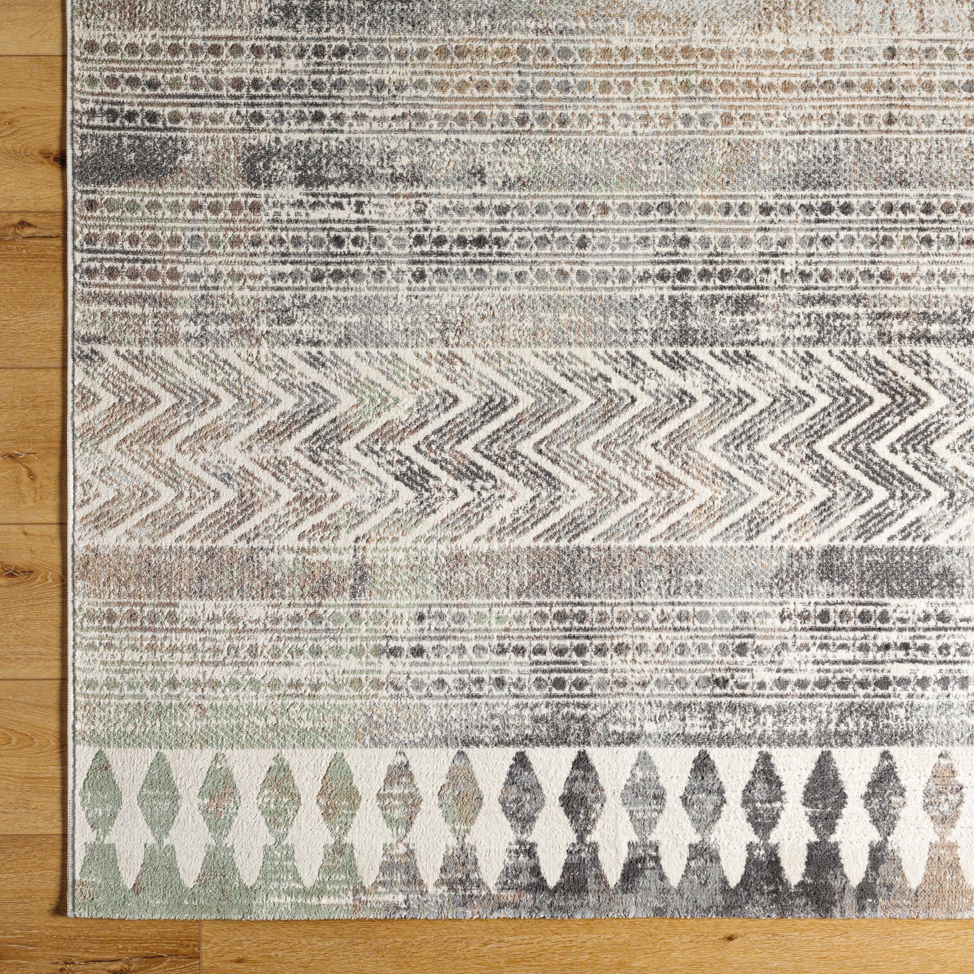 Roma Machine Woven Rug Livabliss Roma