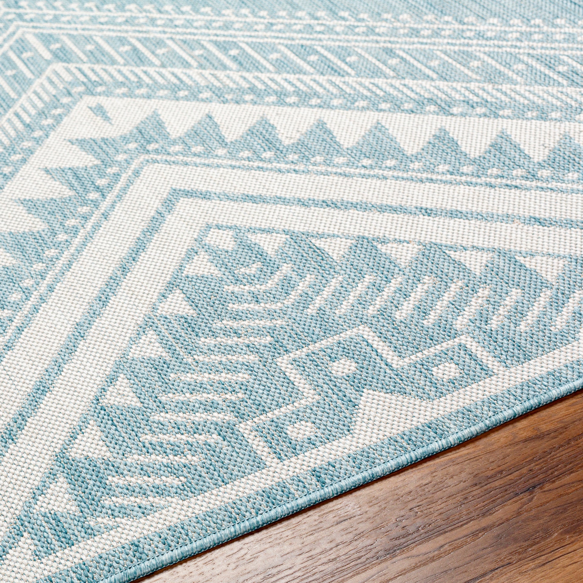 Long Beach Machine Woven Rug Livabliss Long Beach