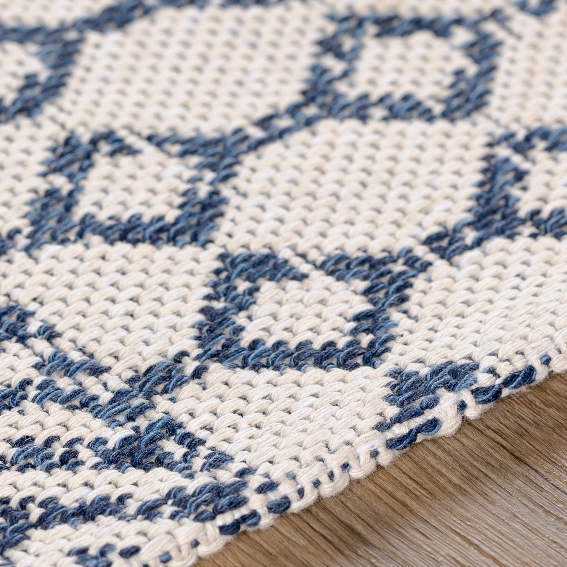 La Casa Machine Woven Rug Livabliss La Casa
